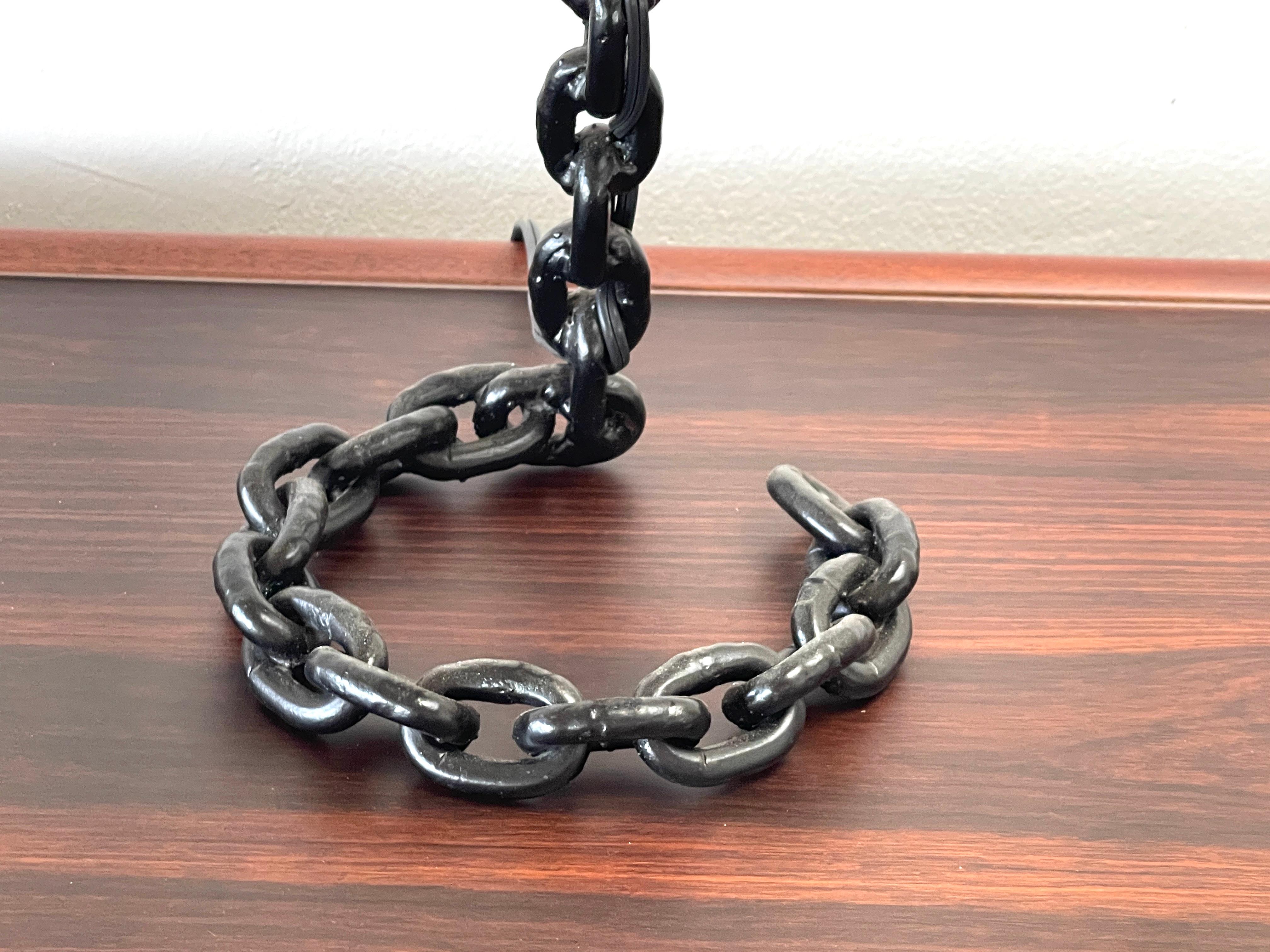 French Chain Link Table Lamp In Good Condition For Sale In Beverly Hills, CA