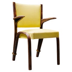 Chaise française en bois et tapisserie jaune, France, années 1950