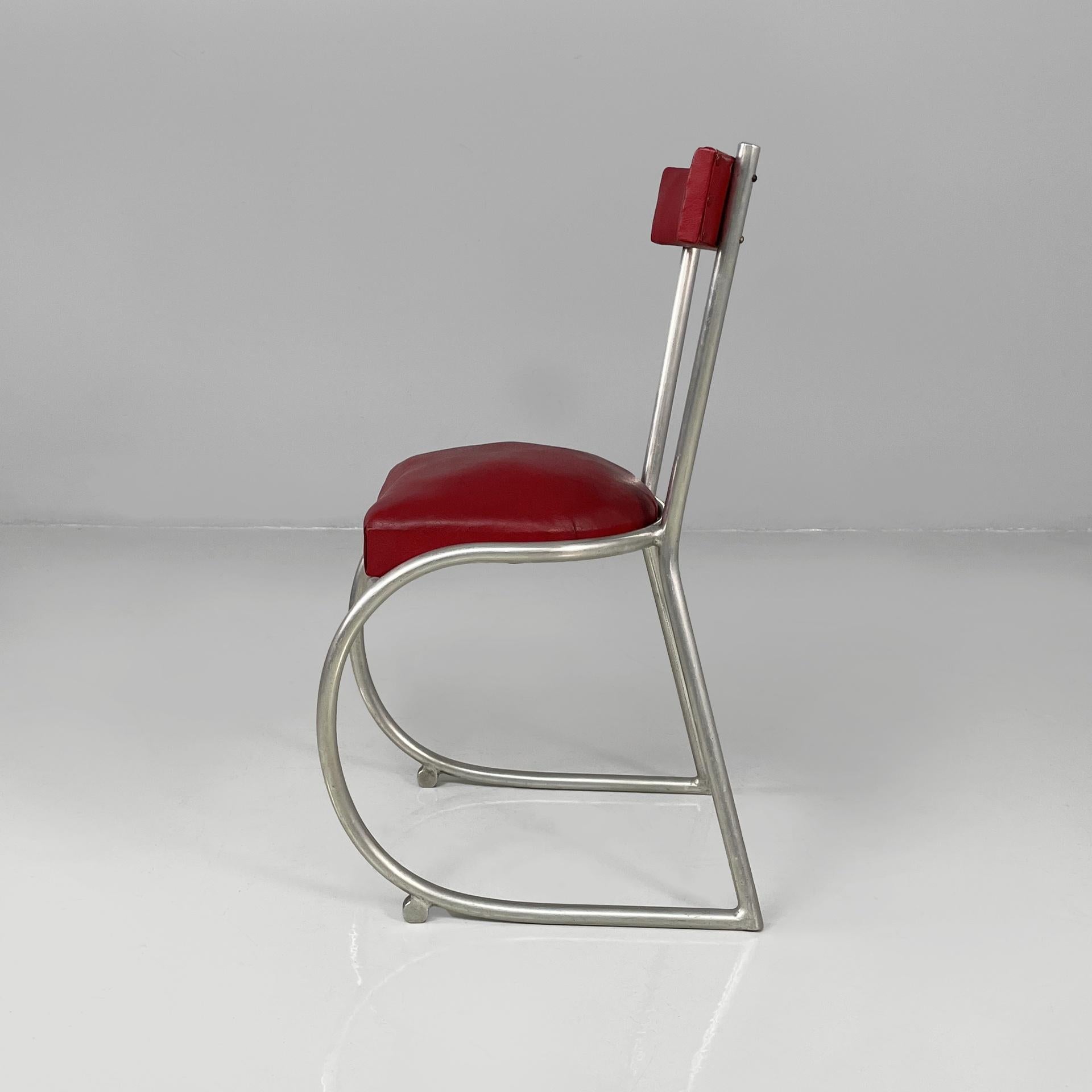 Art déco Chaises françaises en faux cuir rouge et métal, années 1930 en vente