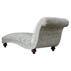 French Chaise Longue with New Upholstery in Striae Velvet, circa 1930s