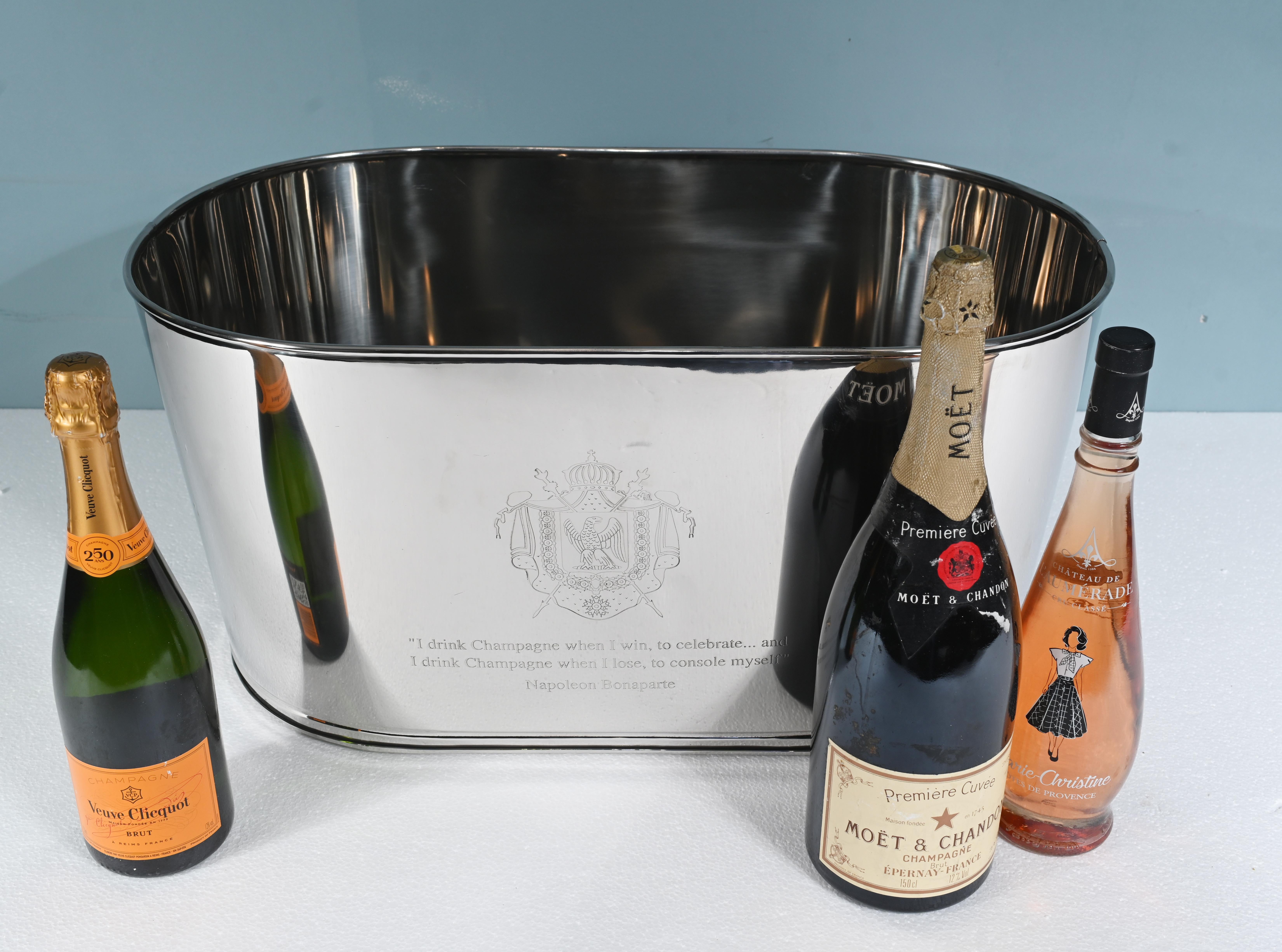 Secchiello da champagne francese A. Silver Plate 8 Bottle Wine Cooler Bollinger In condizioni buone in vendita a Potters Bar, GB