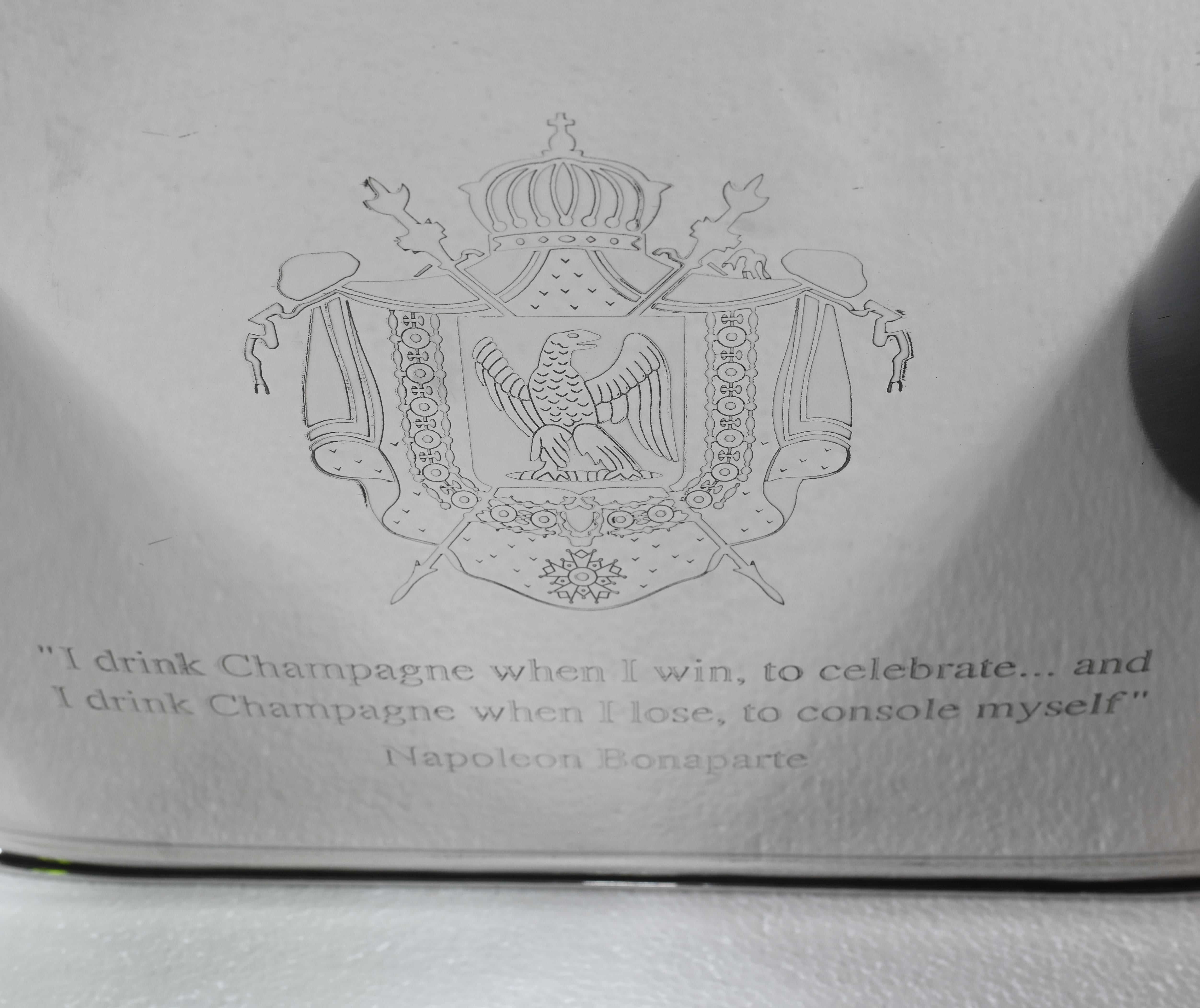 Placcato argento Secchiello da champagne francese A. Silver Plate 8 Bottle Wine Cooler Bollinger in vendita