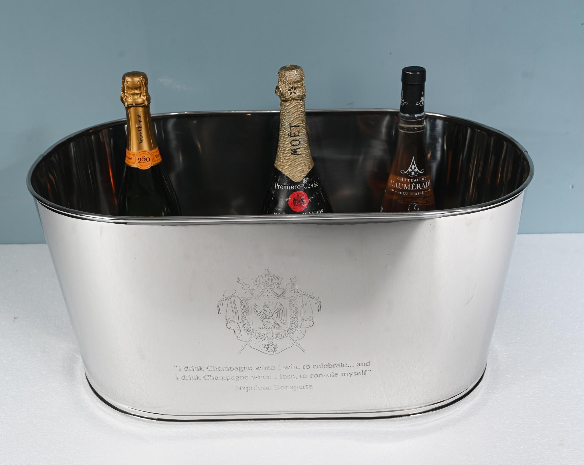 Seau à Champagne Français A Silver 8 Bouteilles Wine Cooler Bollinger en vente 1