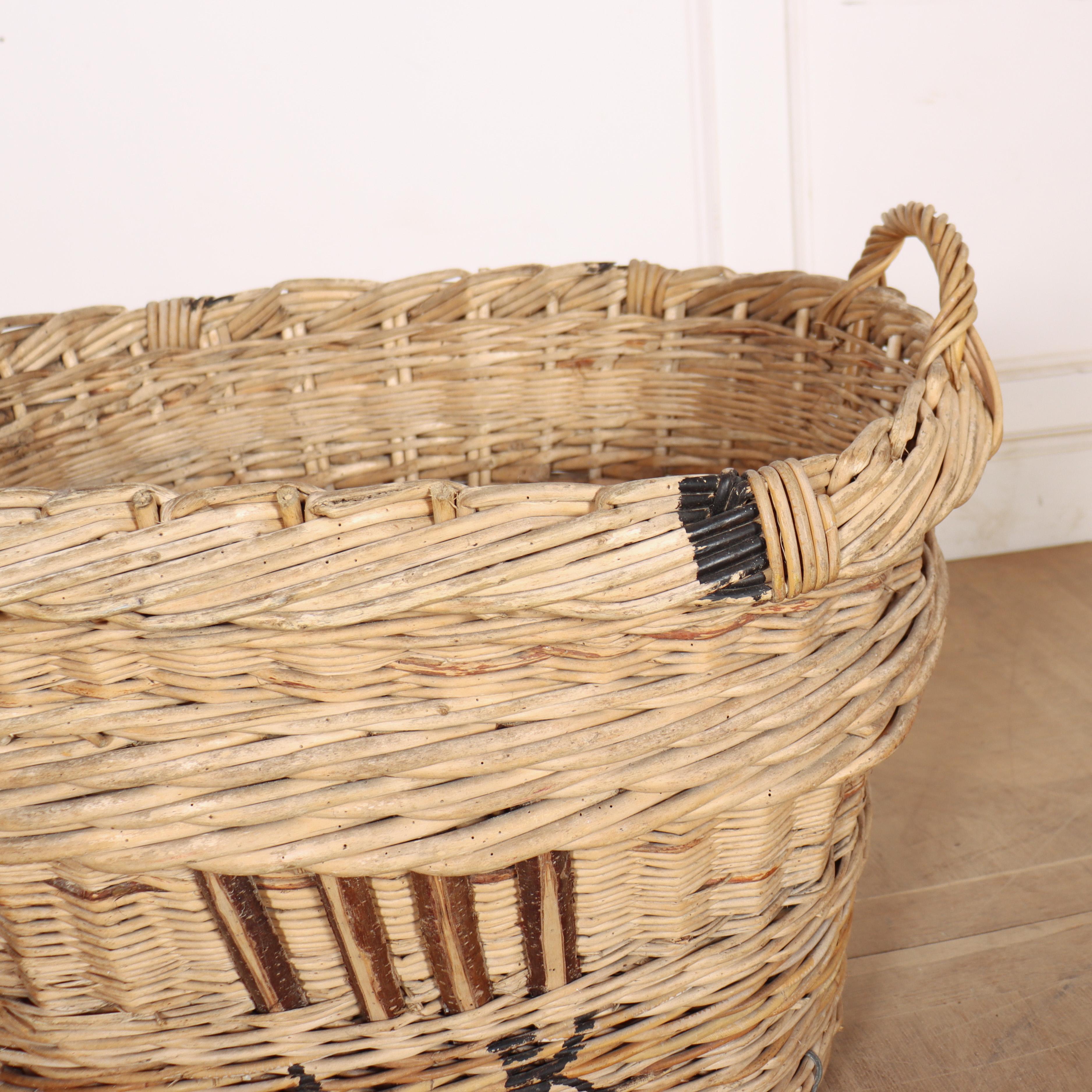 French Champagne Grape Basket In Good Condition For Sale In Leamington Spa, Warwickshire