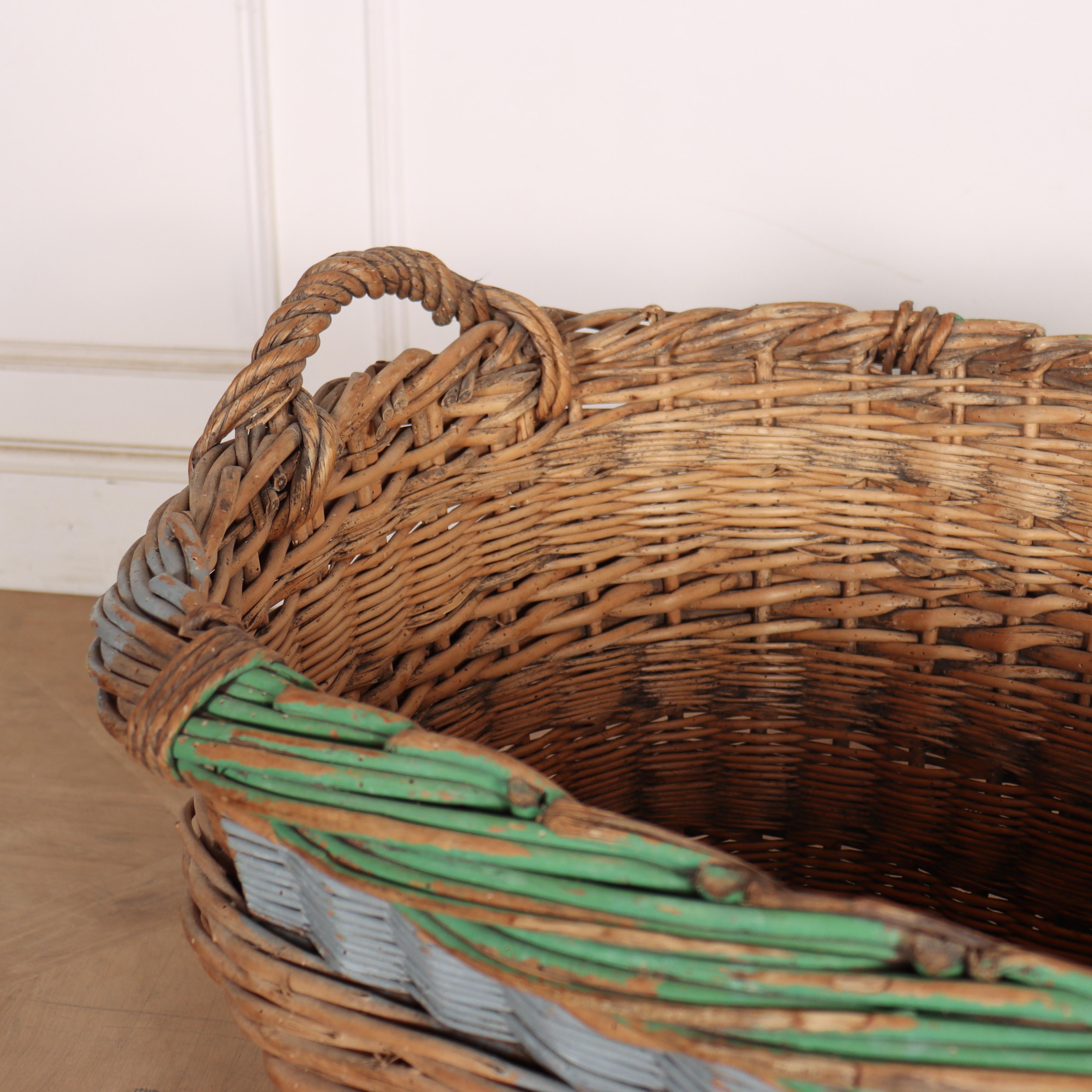 Cesta de uvas de champán francés Mimbre en venta
