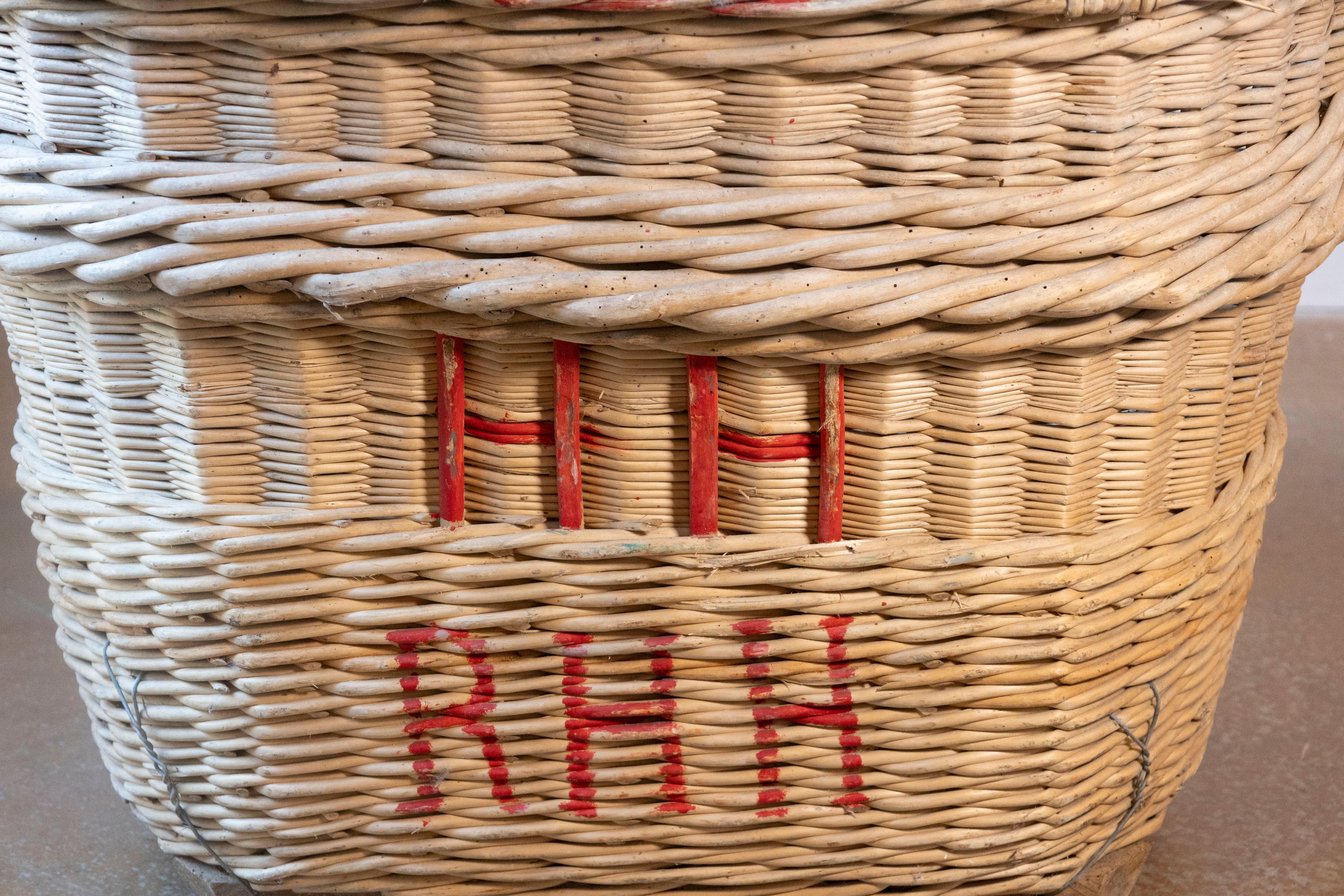Willow French Champagne Harvesting Basket, c. 1940s For Sale