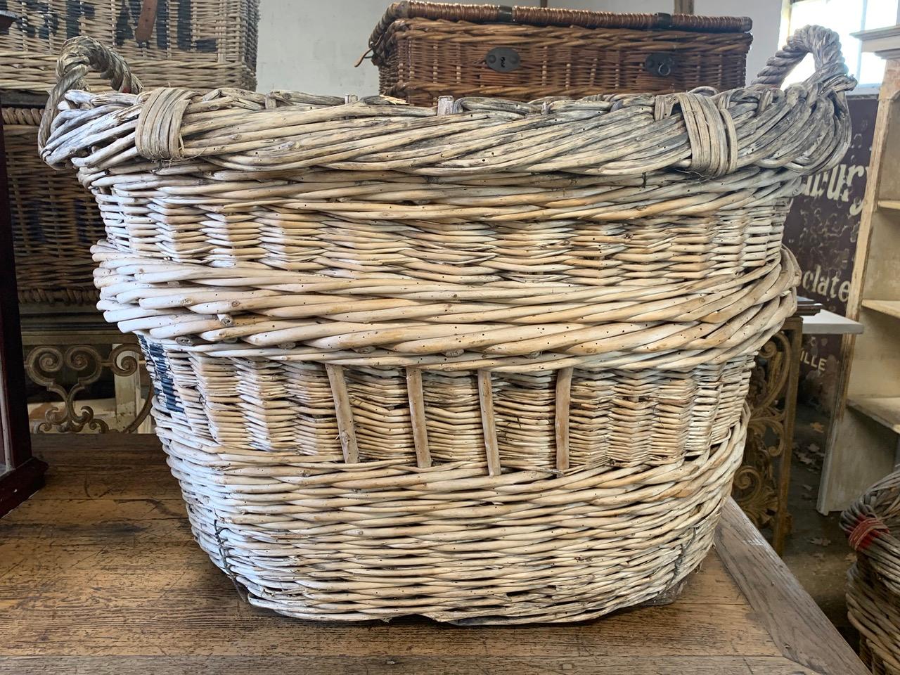Hand-Crafted French, Champagne Harvesting Basket For Sale