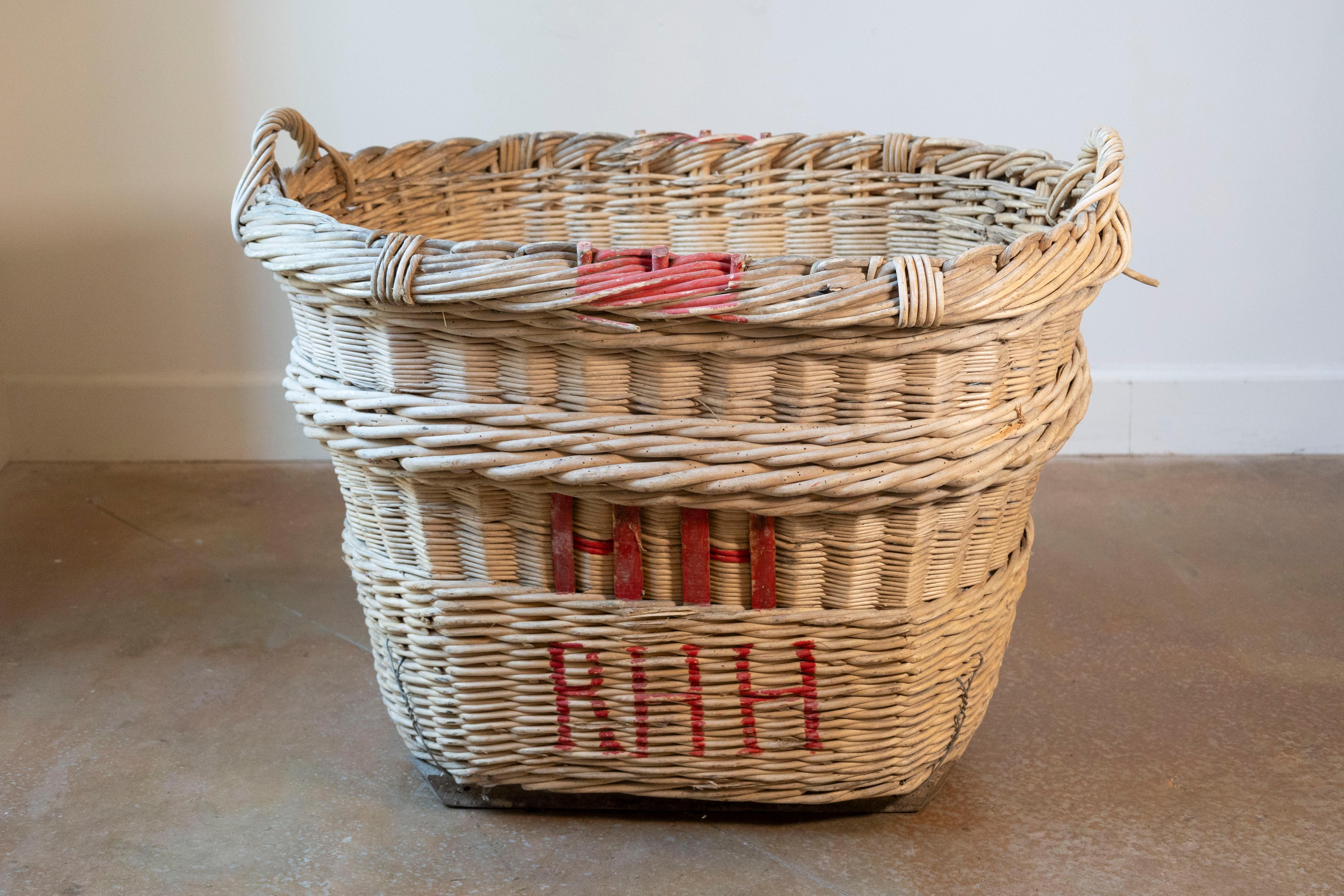 20th Century French Champagne Harvesting Basket For Sale