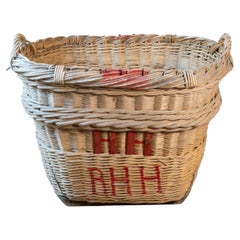 Cesta de la vendimia del champán francés