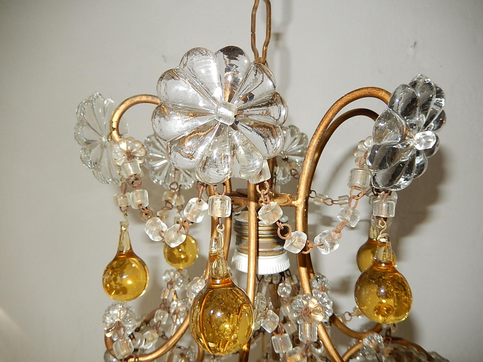 French Champagne Yellow Gold Murano Drops Crystal Prisms Chandelier circa 1920 In Good Condition For Sale In Firenze, Toscana