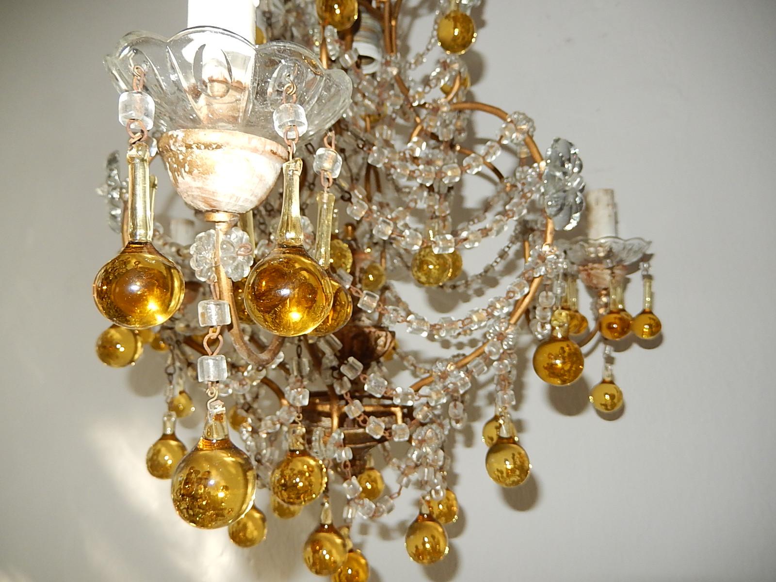 Lustre français champagne en or jaune, gouttes de Murano et prismes de cristal, circa 1920 en vente 1