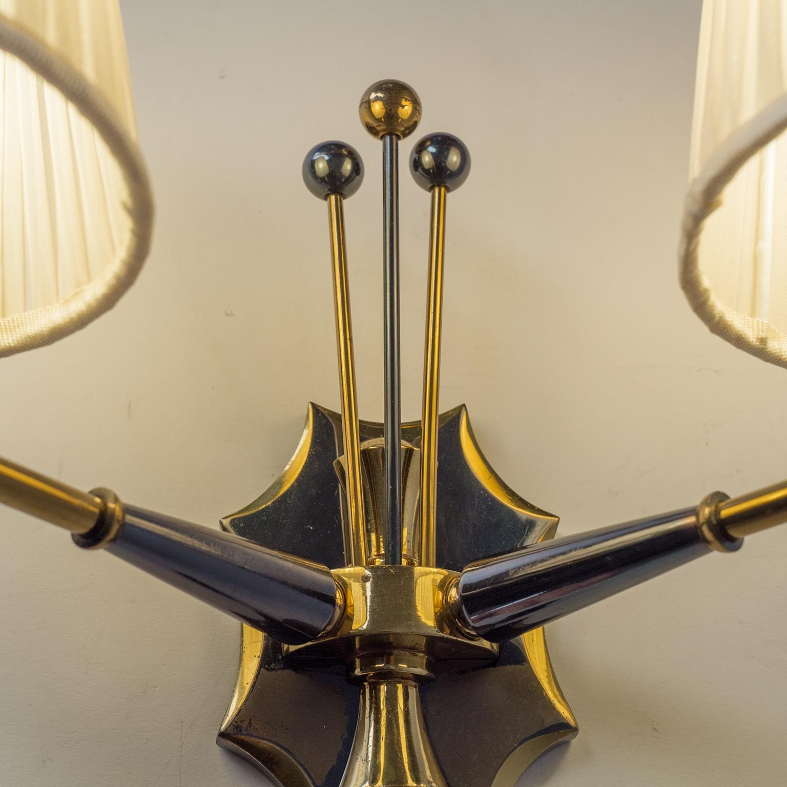 French Chandelier, circa 1950, Patinated Brass 9