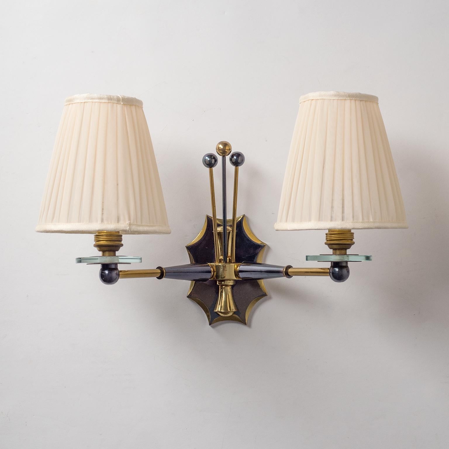 French Chandelier, circa 1950, Patinated Brass 11