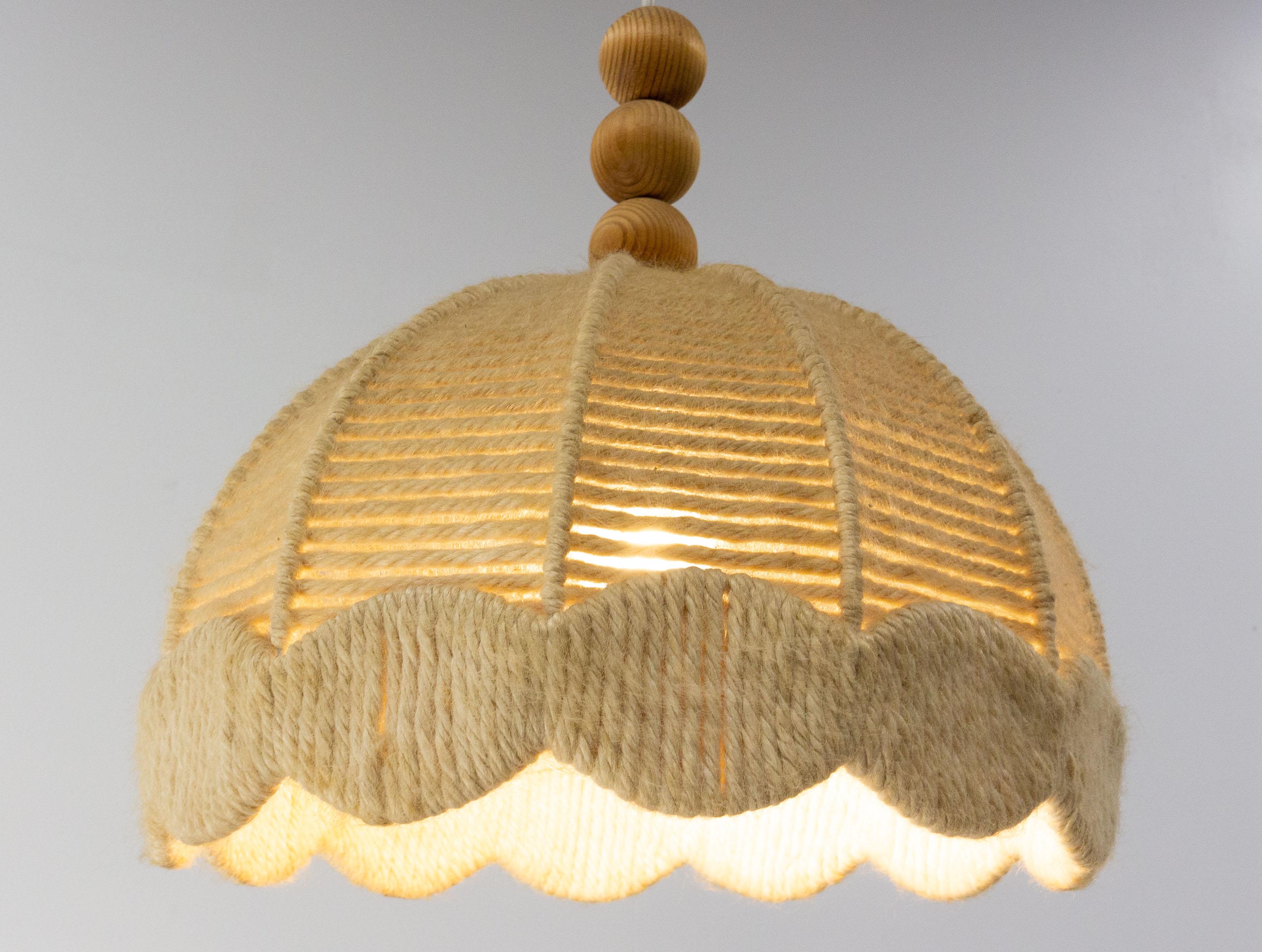 French Chandelier Ceiling Wool on Metallic Frame Pendant Lustre, circa 1970 For Sale 1
