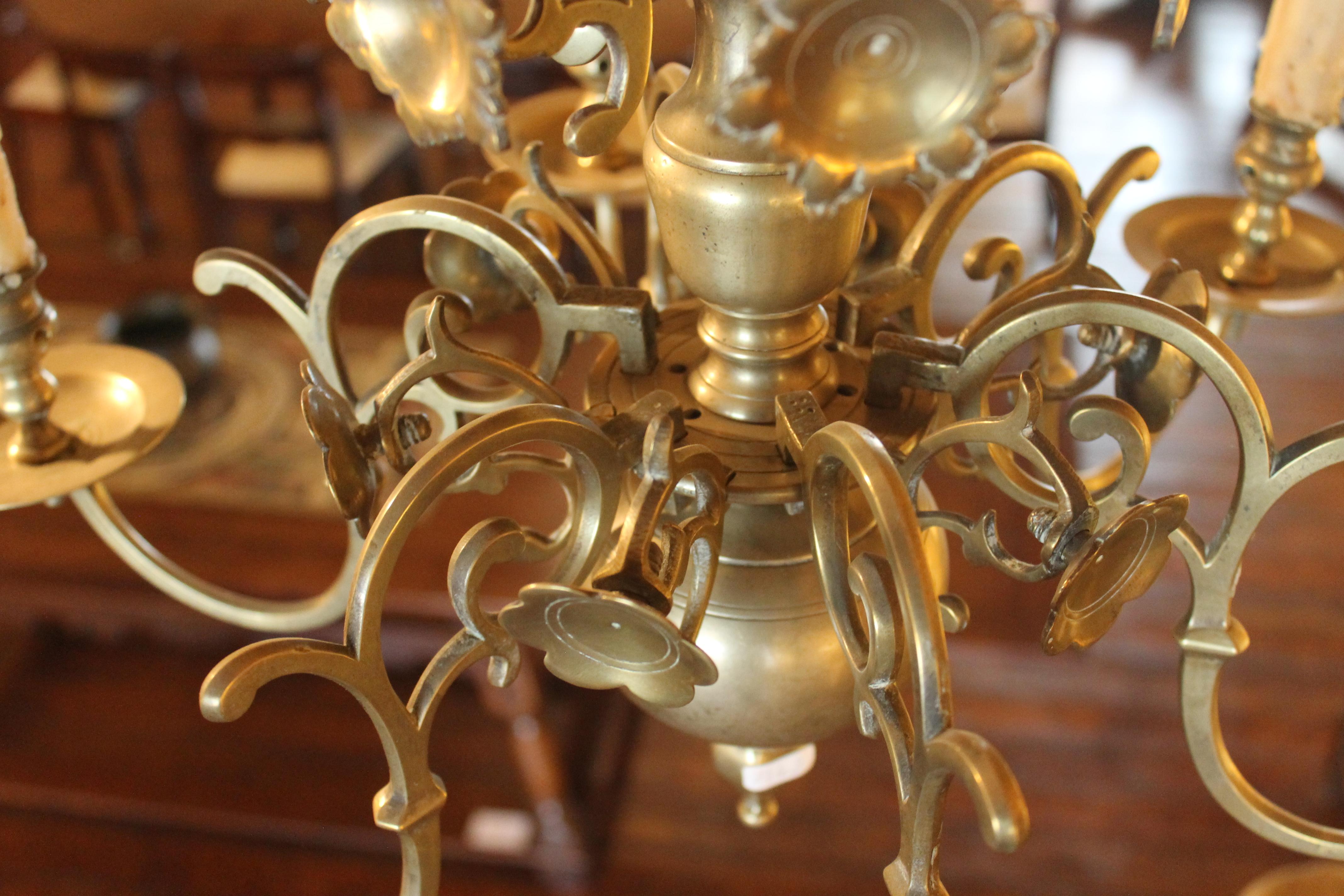 French Chandelier in Bronze, 17th Century In Good Condition In Brussels, Brussels