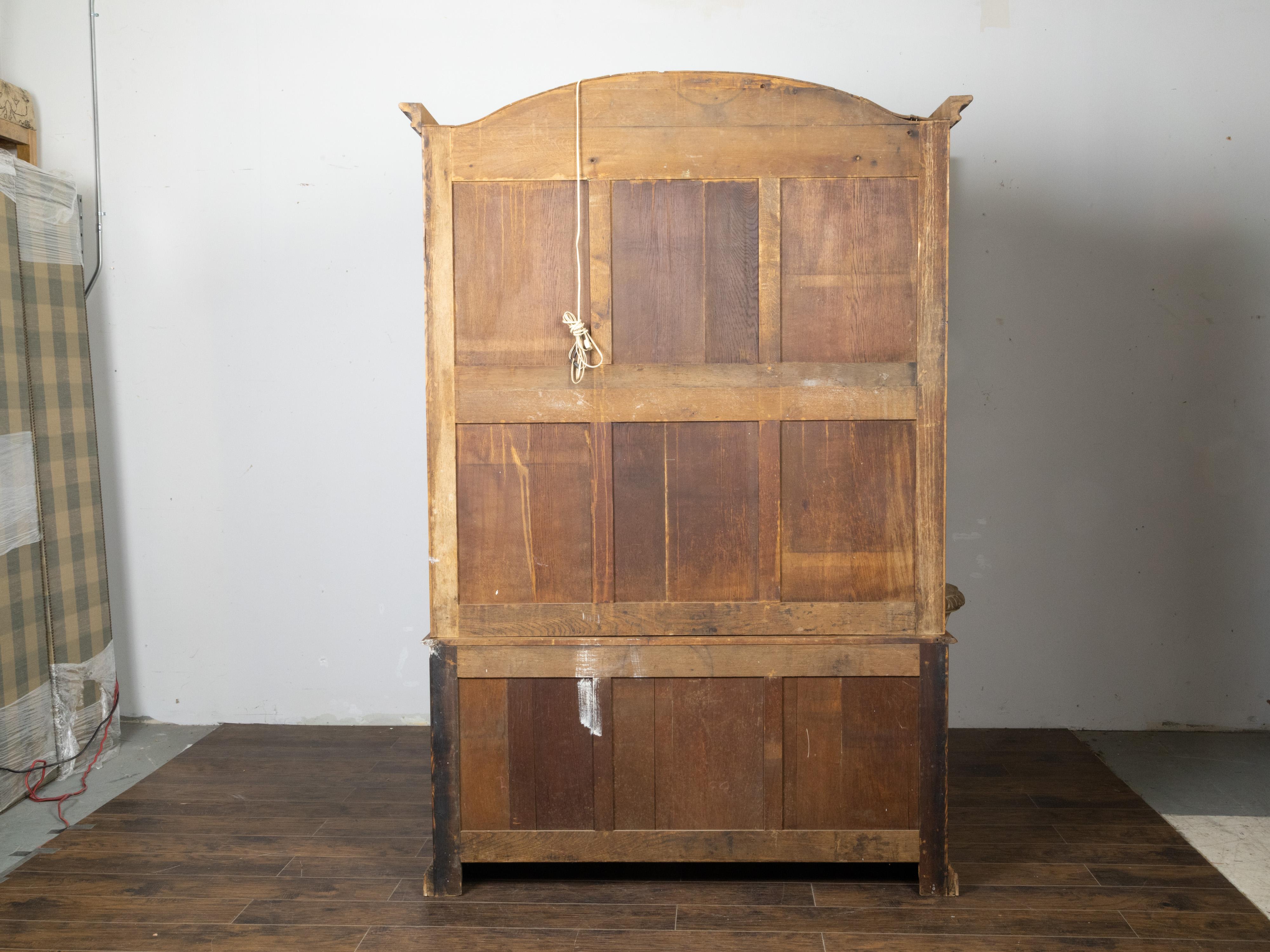 French Chapeau de Gendarme 19th Century Carved Elm Cabinet with Glass Doors For Sale 2