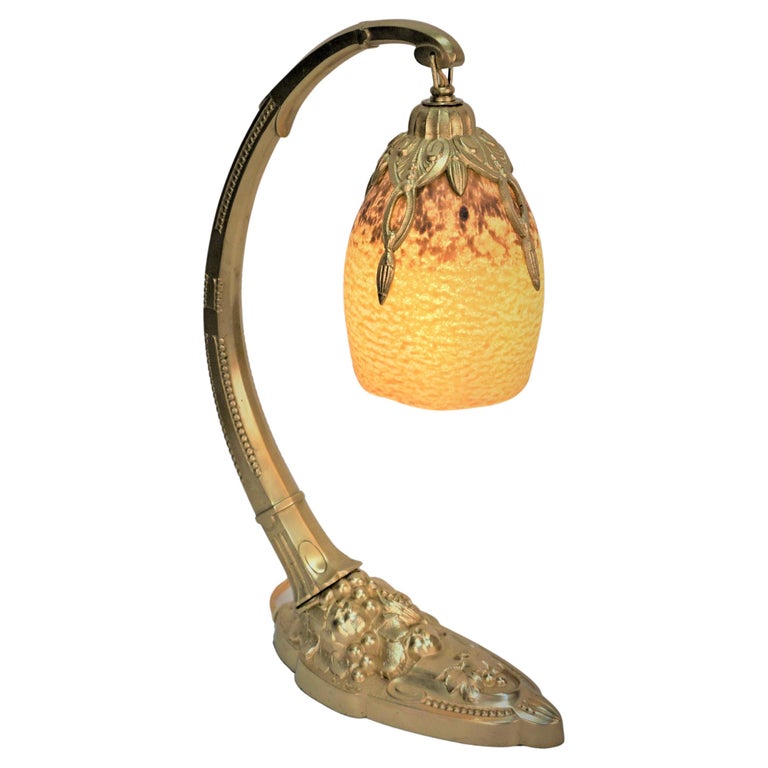 Lampe de bureau française Art Déco Charles Ranc en verre et bronze En ...