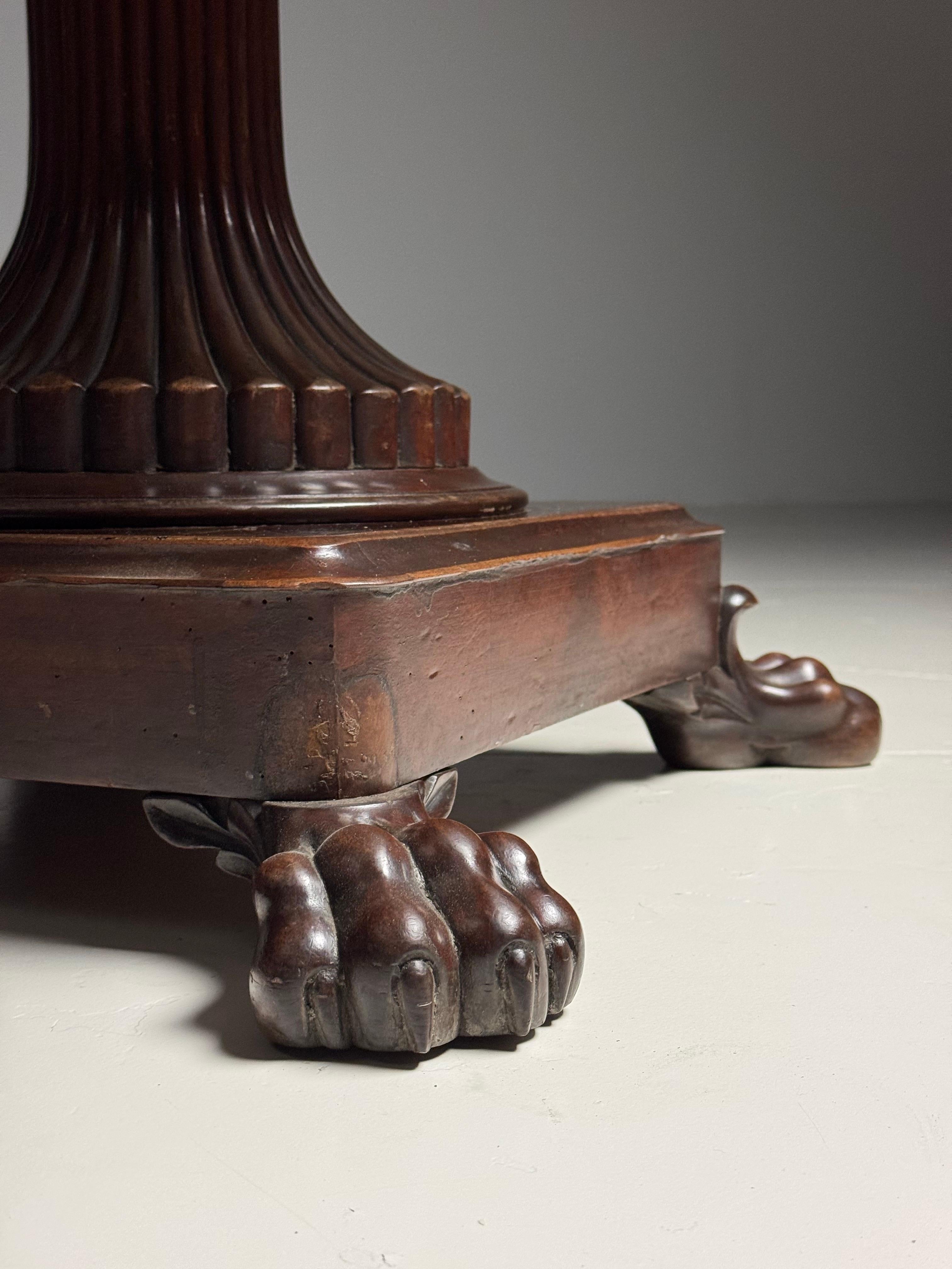 French Charles X Center Table Mahogany im Angebot 6