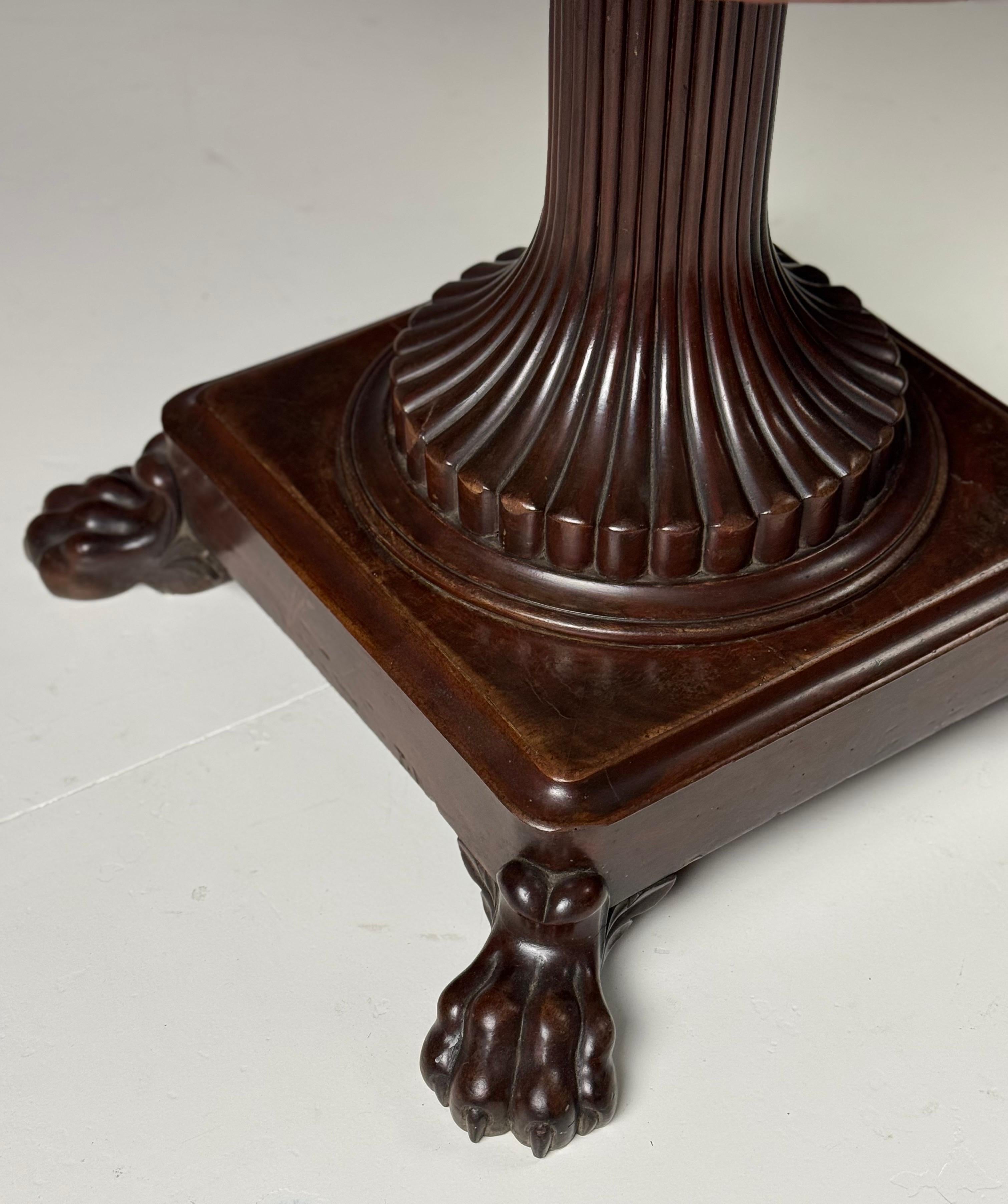 French Charles X Center Table Mahogany im Angebot 10