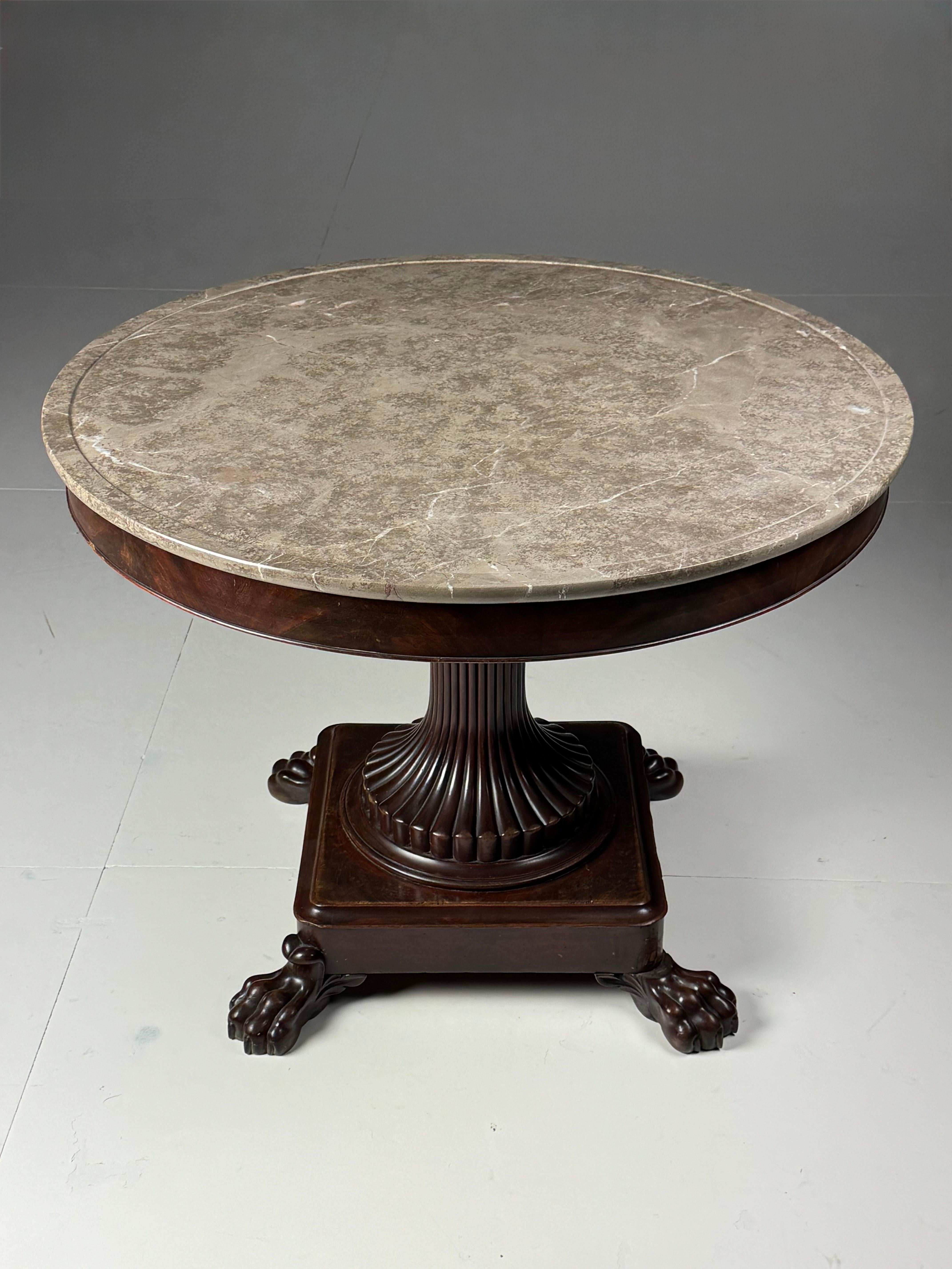 French Charles X Center Table Mahogany im Angebot 11