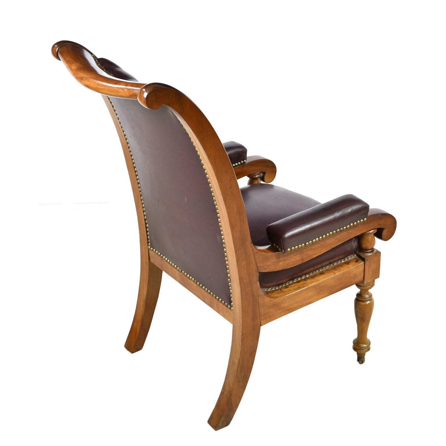 French Charles X Desk Chair with Mahogany Frame and Tufted Leather, circa 1820 1