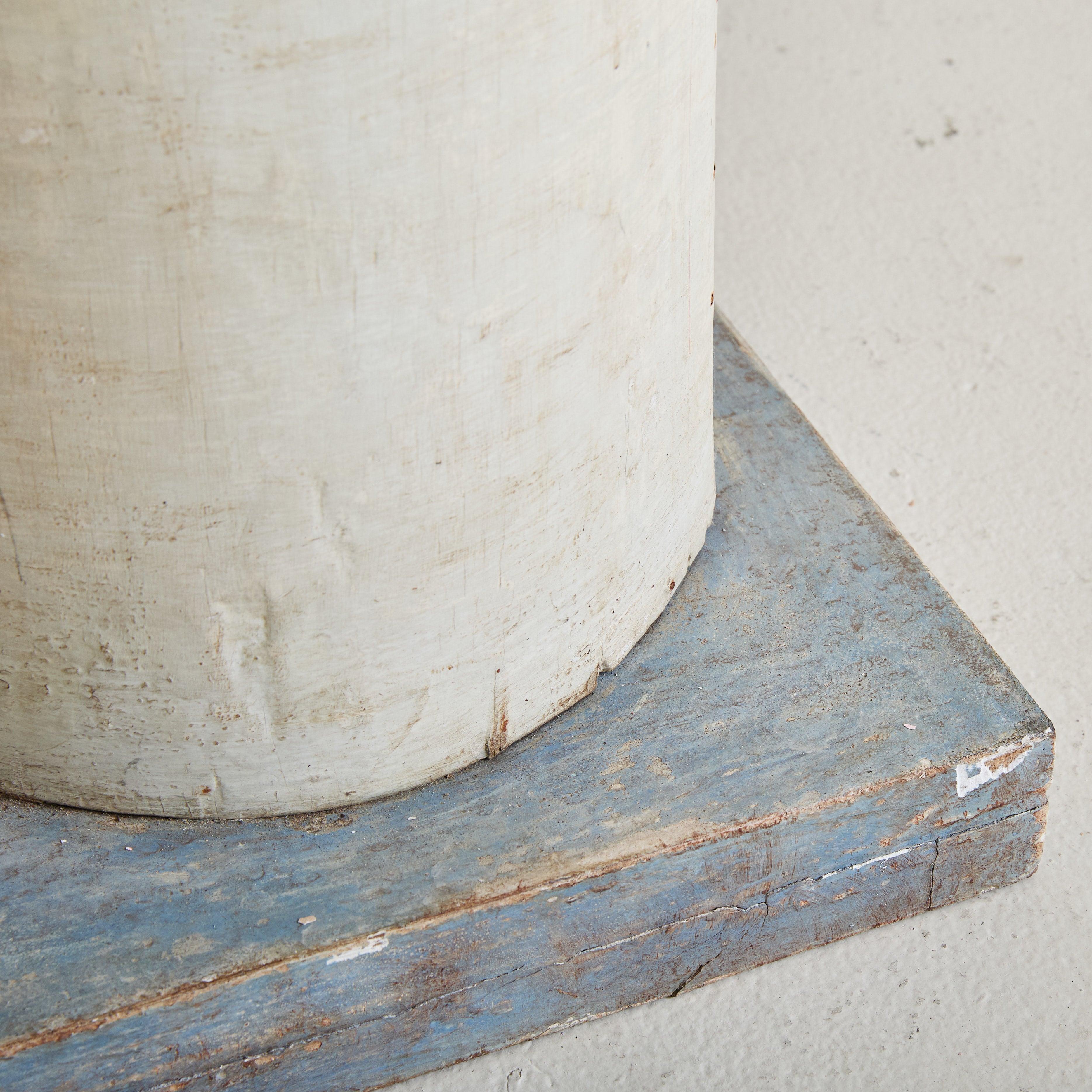 XIX secolo Piedistallo in legno francese Charles X, avorio e blu, 19° secolo - 2 disponibili in vendita