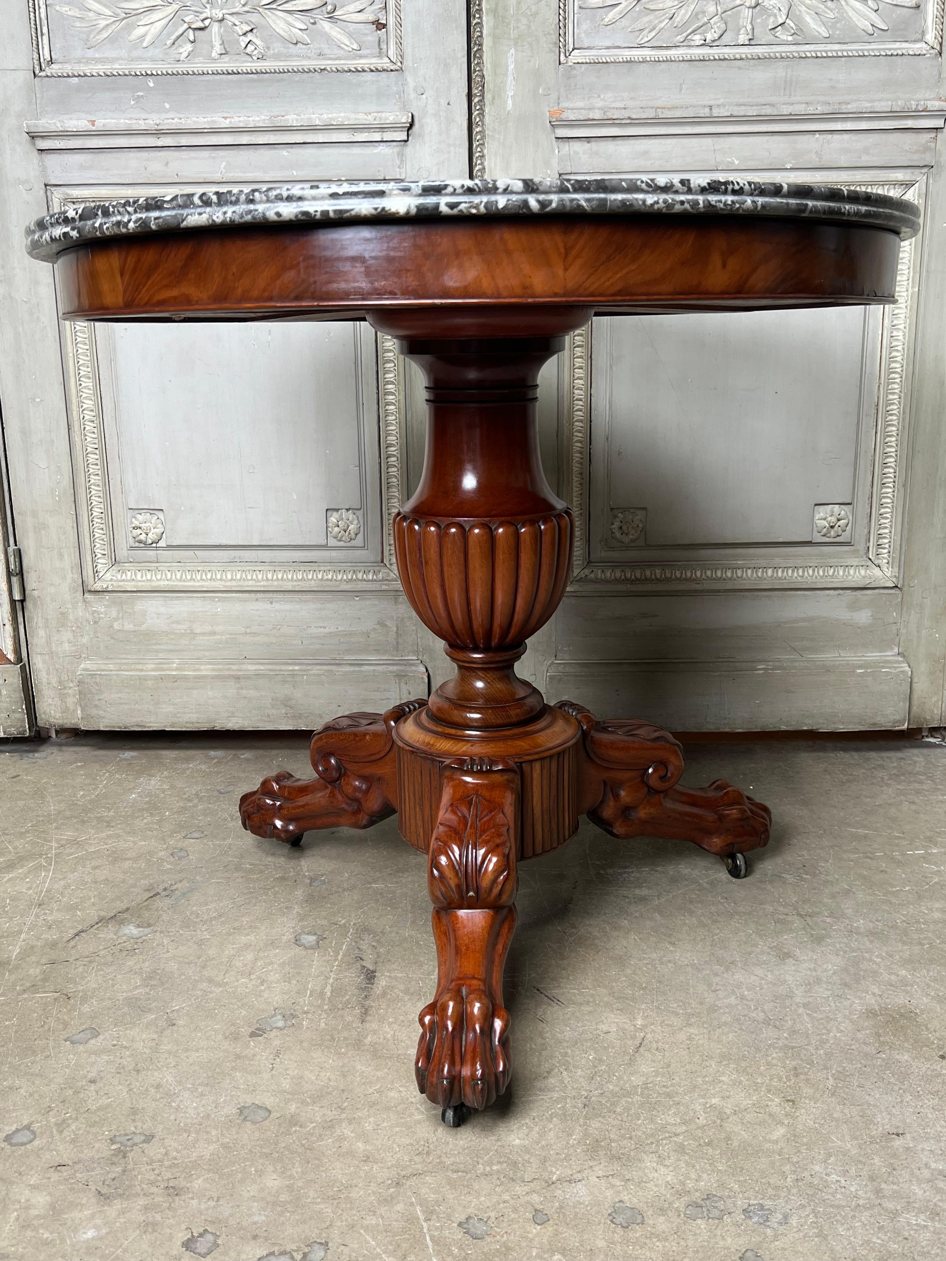 French Charles X Mahogany and Marble Gueridon Center Table In Good Condition For Sale In Dallas, TX