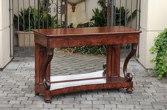 Tavolo consolle in mogano del periodo Charles X del 1830 con gambe a cornucopia