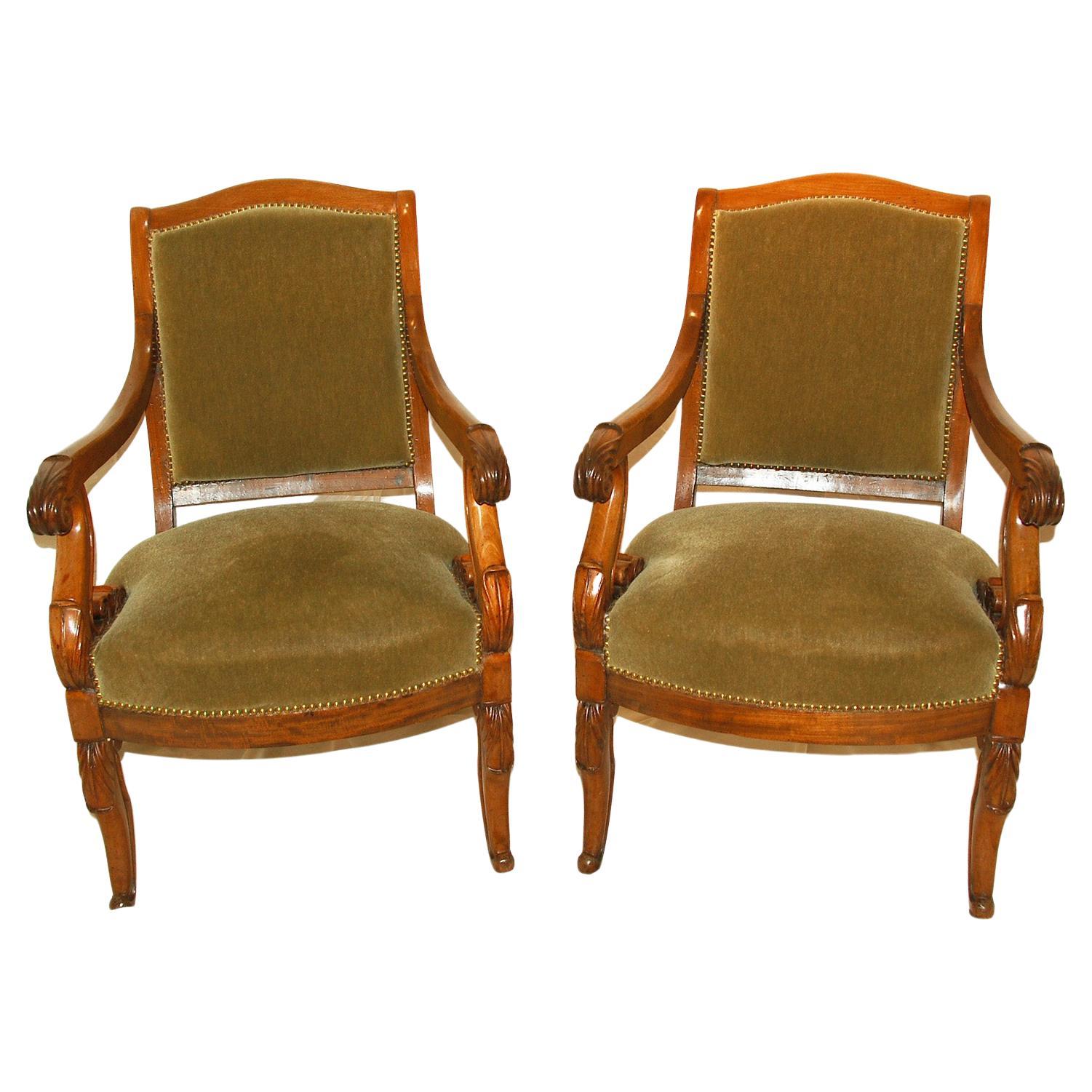 French Charles X Period Walnut Pair of Fauteuils Upholstered Armchairs Carved