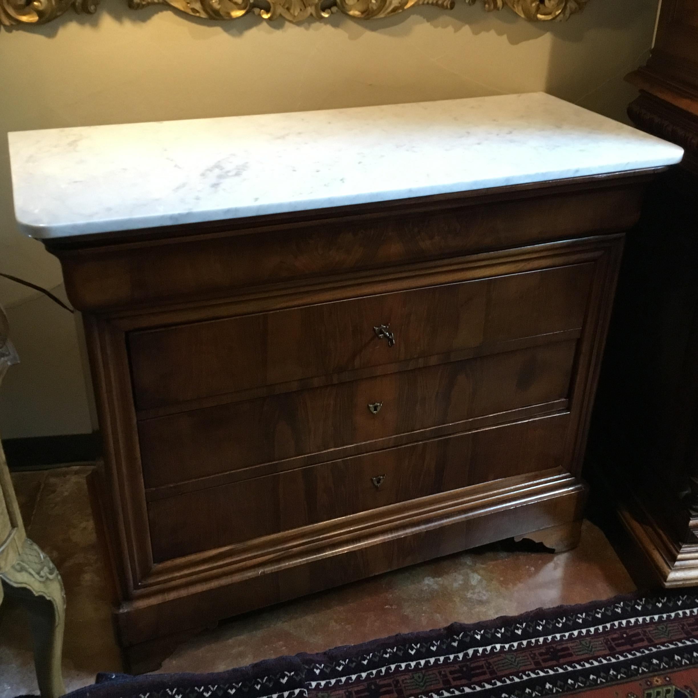 French Charles X-Style Chest or Commode with Four Drawers, Walnut, 19th Century 4