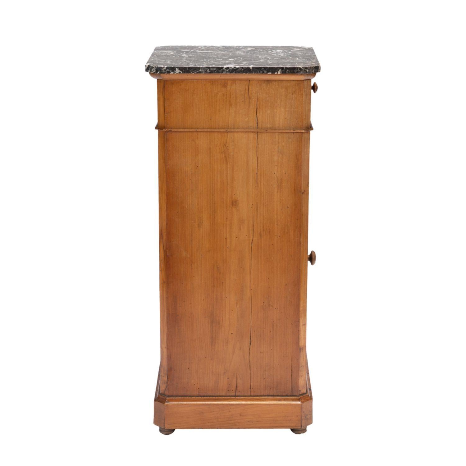French cherry chevet with a Saint Anne marble top, 1830-45 For Sale 2
