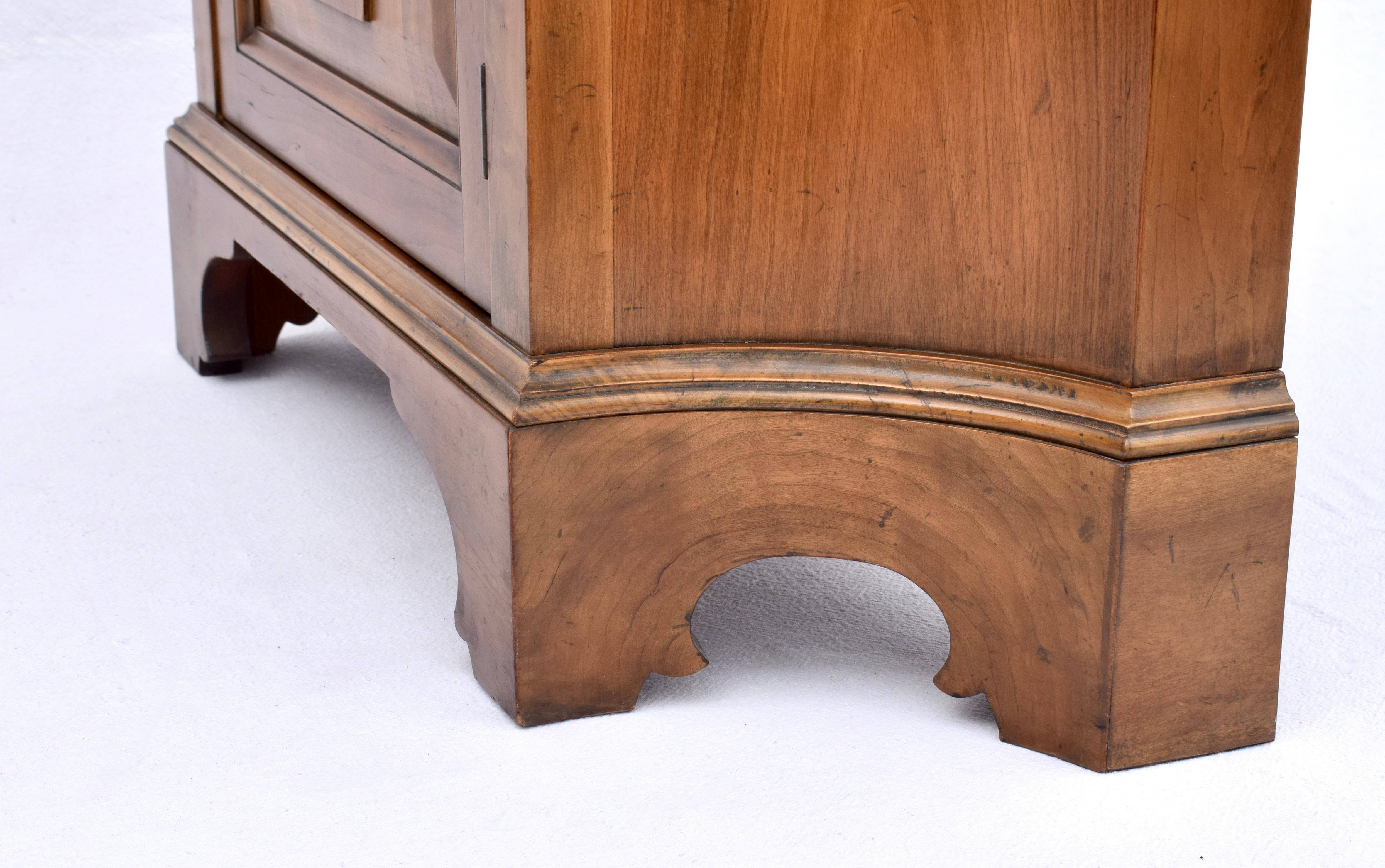 French Cherry Console Commode Cabinet by Baker Furniture In Good Condition For Sale In Southampton, NJ