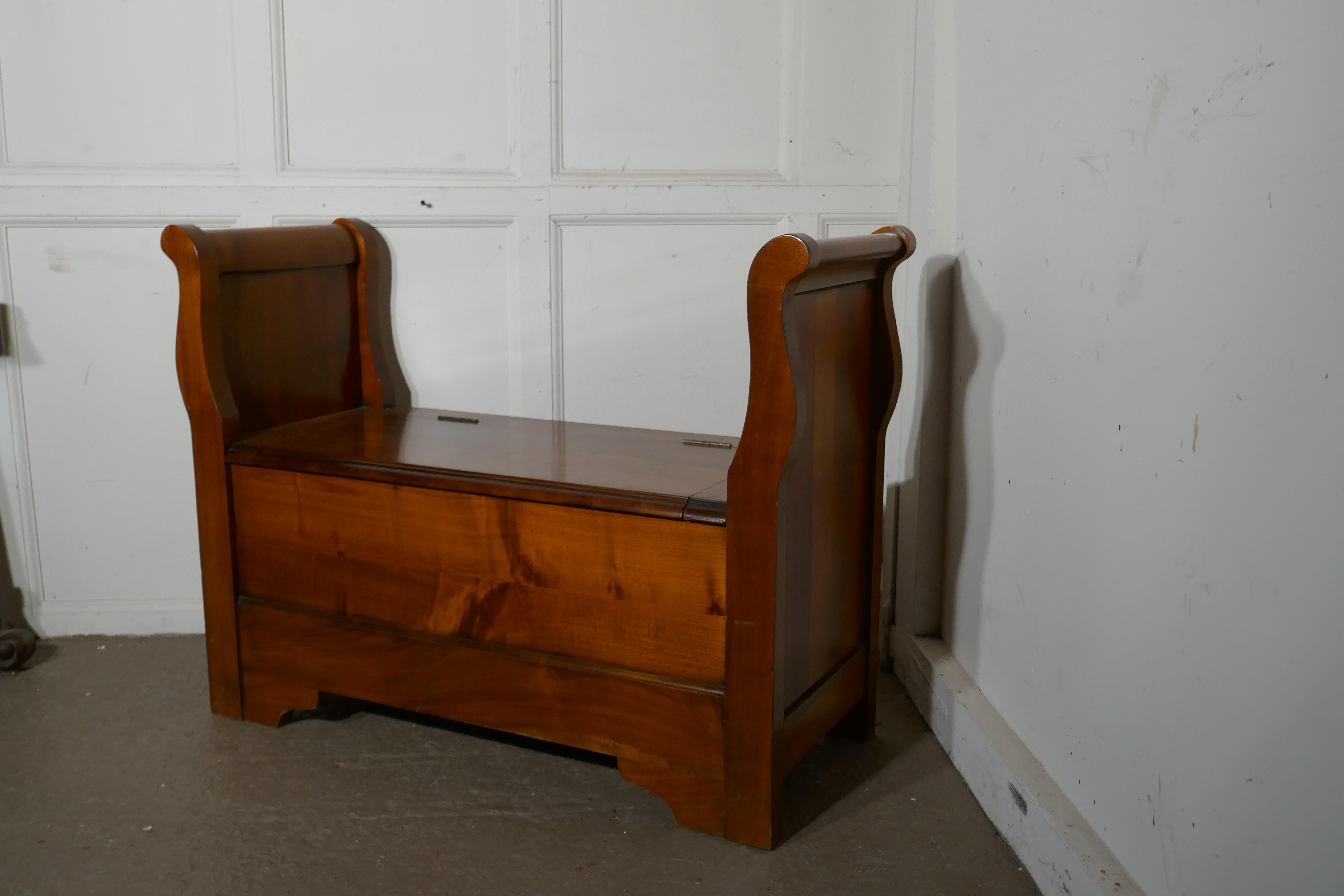 French cherrywood box settle, bench hall seat

This is quite a small piece compared to many similar benches, the lid of the seat opens up giving lots of useful storage where space may be difficult, the bench is made of very attractive cherry wood