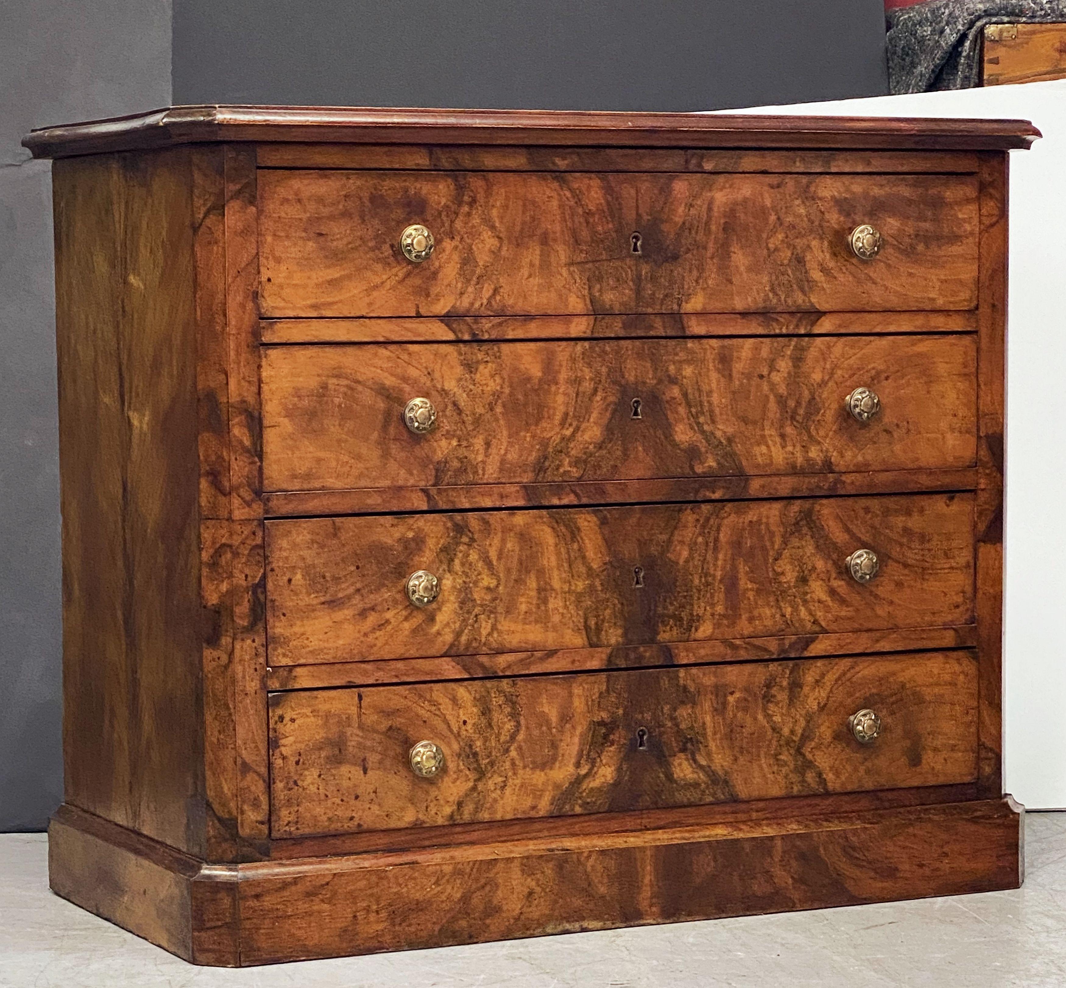French Chest of Drawers or Commode of Flame Walnut 2