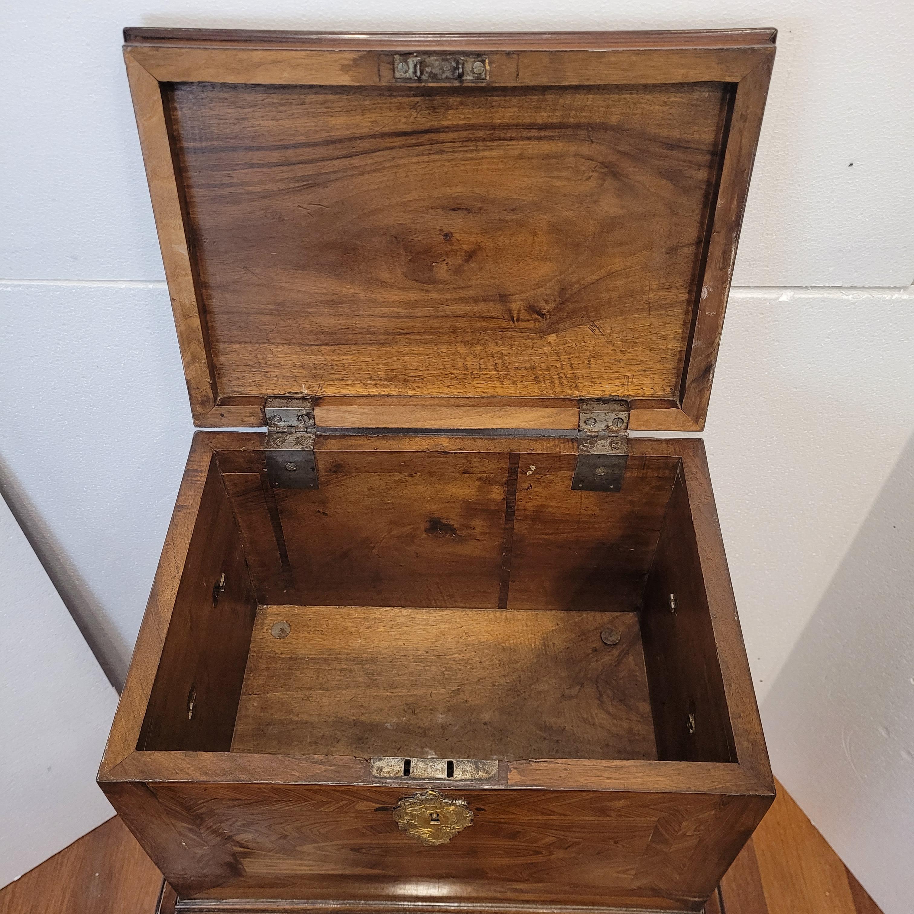 French Chest Regency style , travel chest wedding trousseau chest For Sale 4