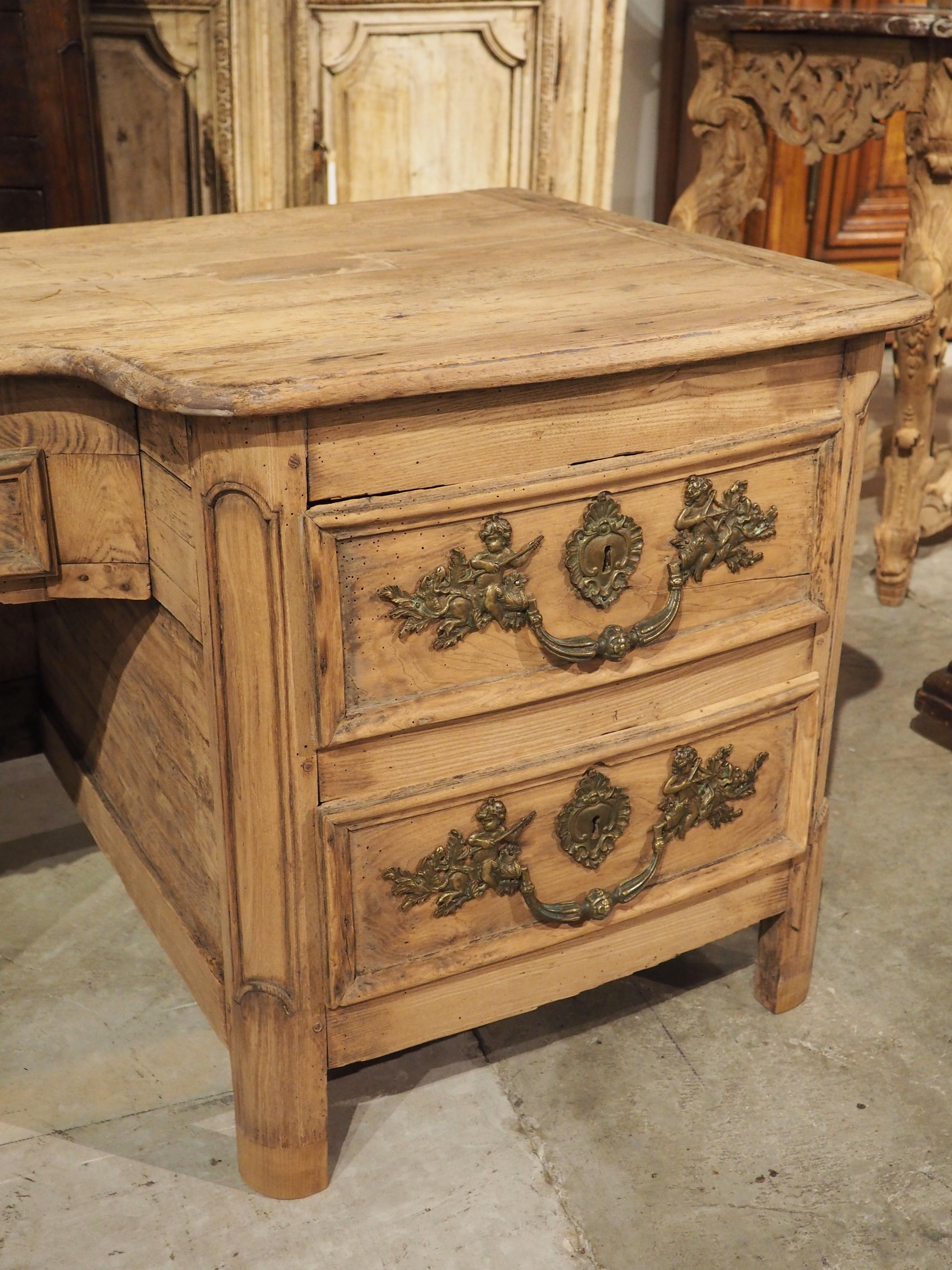 Bleached French Chestnut and Oak Desk from Le Grand Monarque À Chartres, circa 1720 For Sale