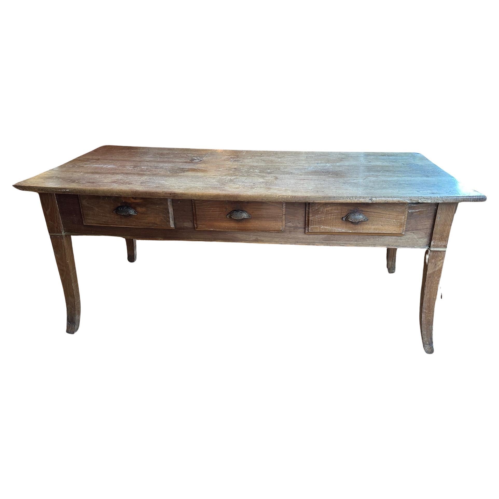 French Chestnut country table with three drawers For Sale