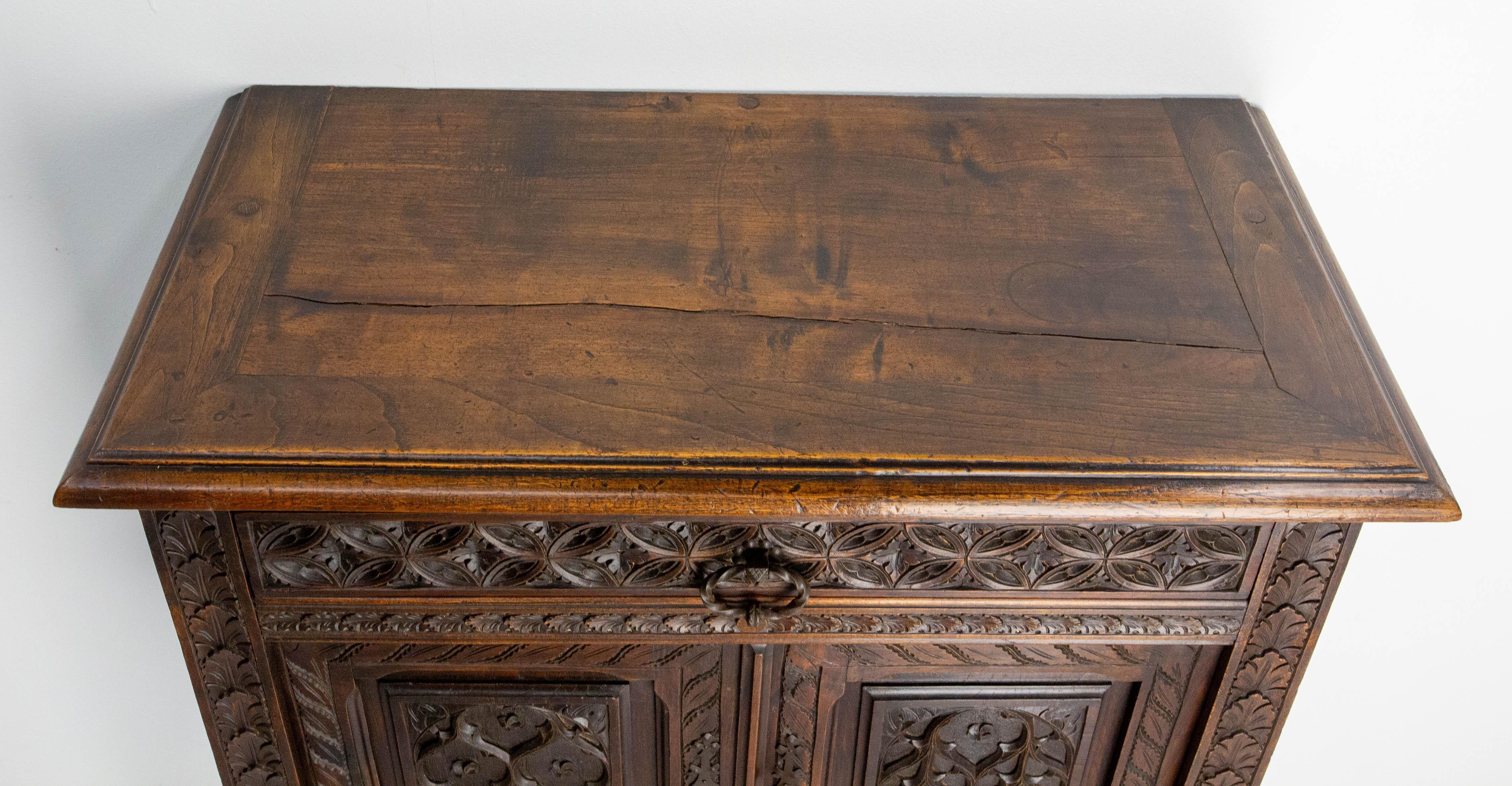 French Chestnut & Wrought Iron Buffet Neogothic Style Late 19th Century For Sale 9