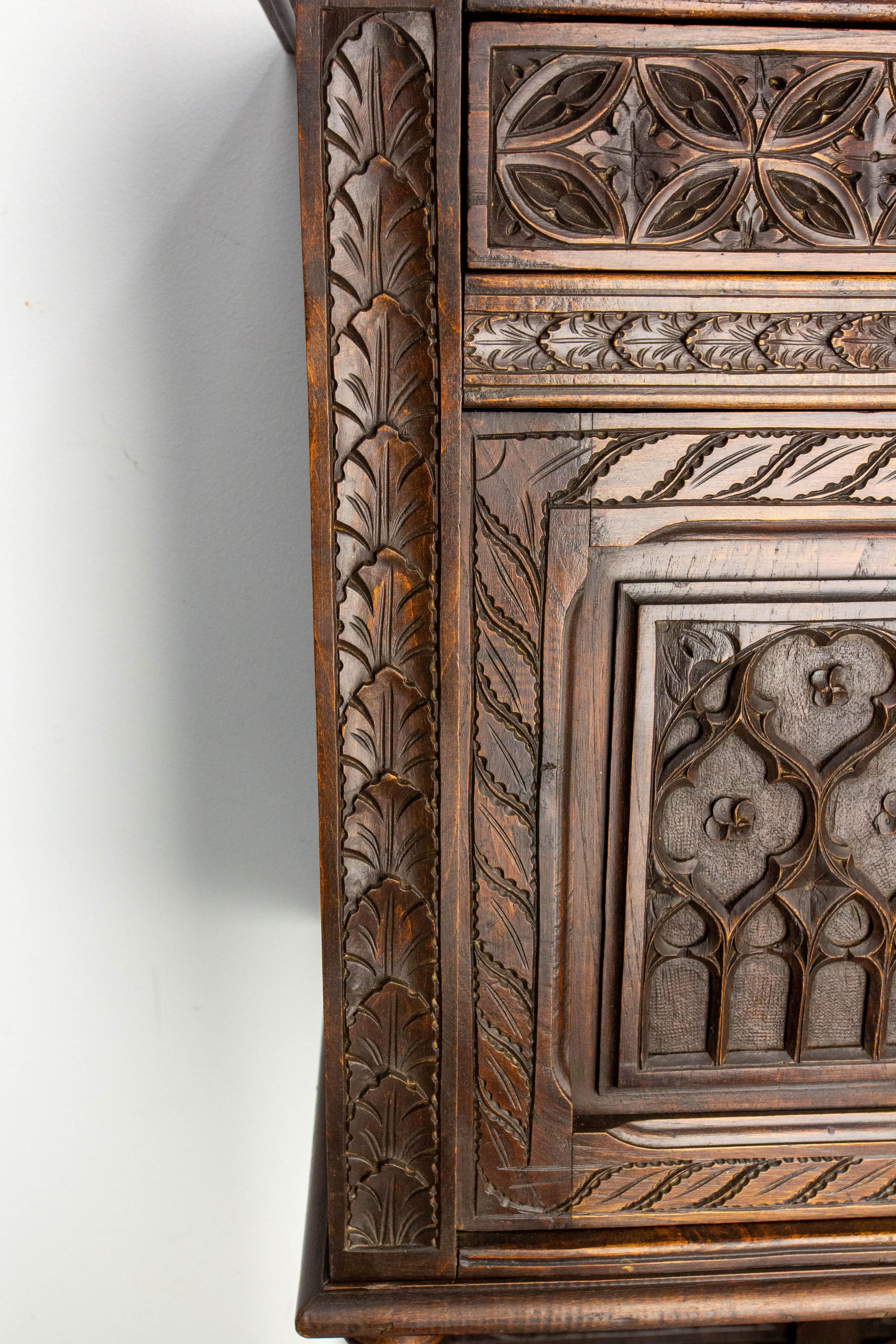 French Chestnut & Wrought Iron Buffet Neogothic Style Late 19th Century For Sale 4