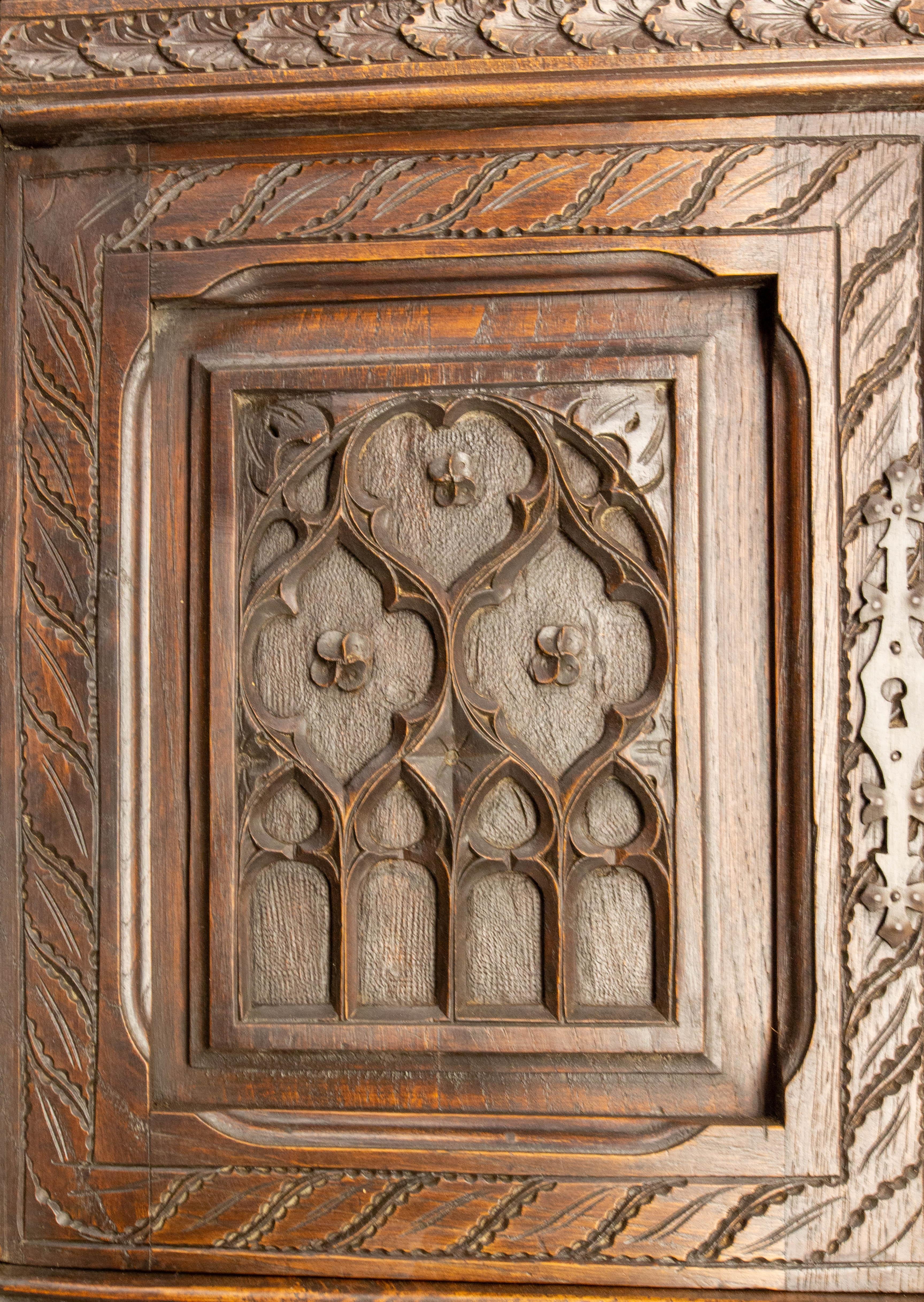 French Chestnut & Wrought Iron Buffet Neogothic Style Late 19th Century For Sale 5