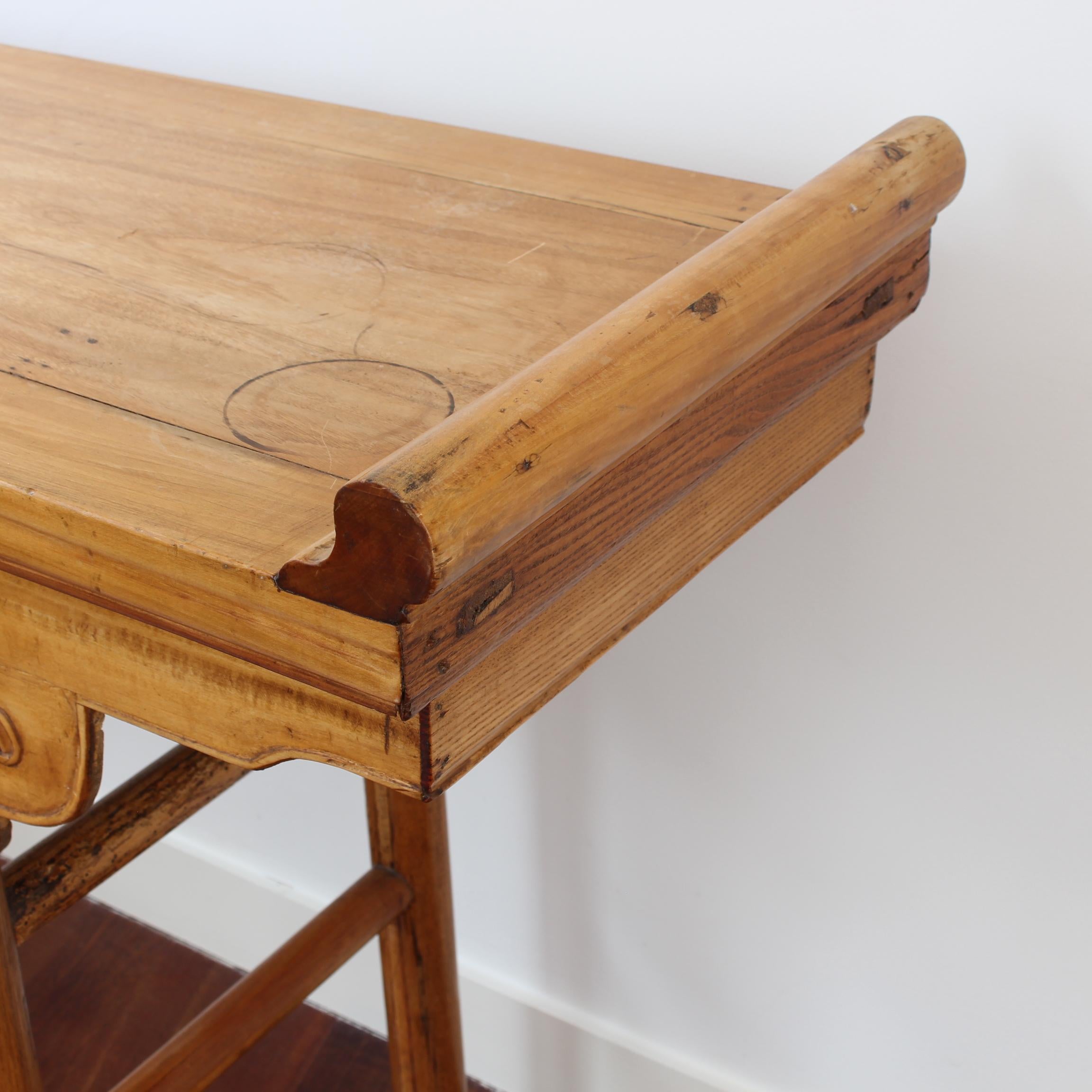 French Chinoise-Style Wood Console Table '20th Century' For Sale 12