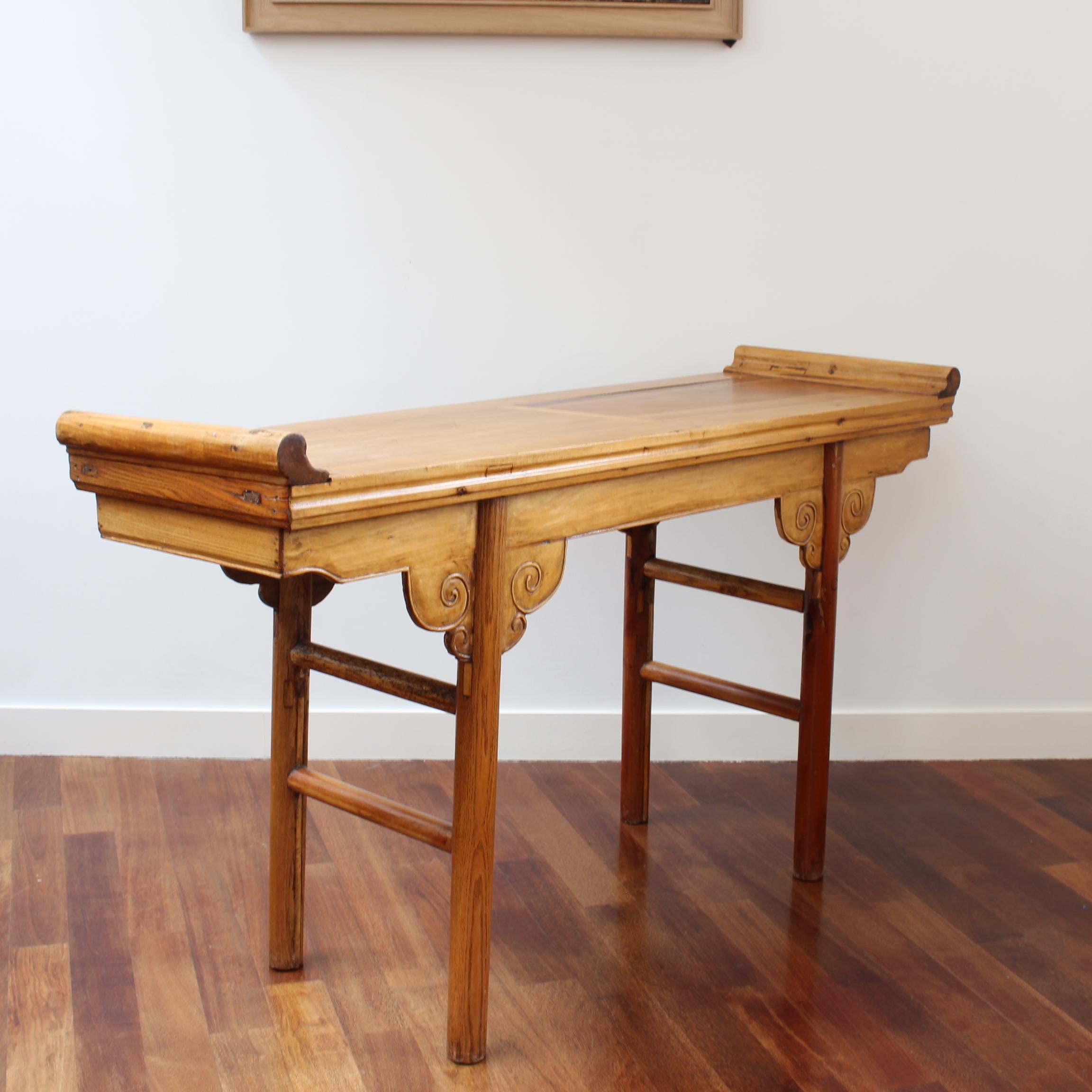 French Chinoise-Style Wood Console Table '20th Century' For Sale 1