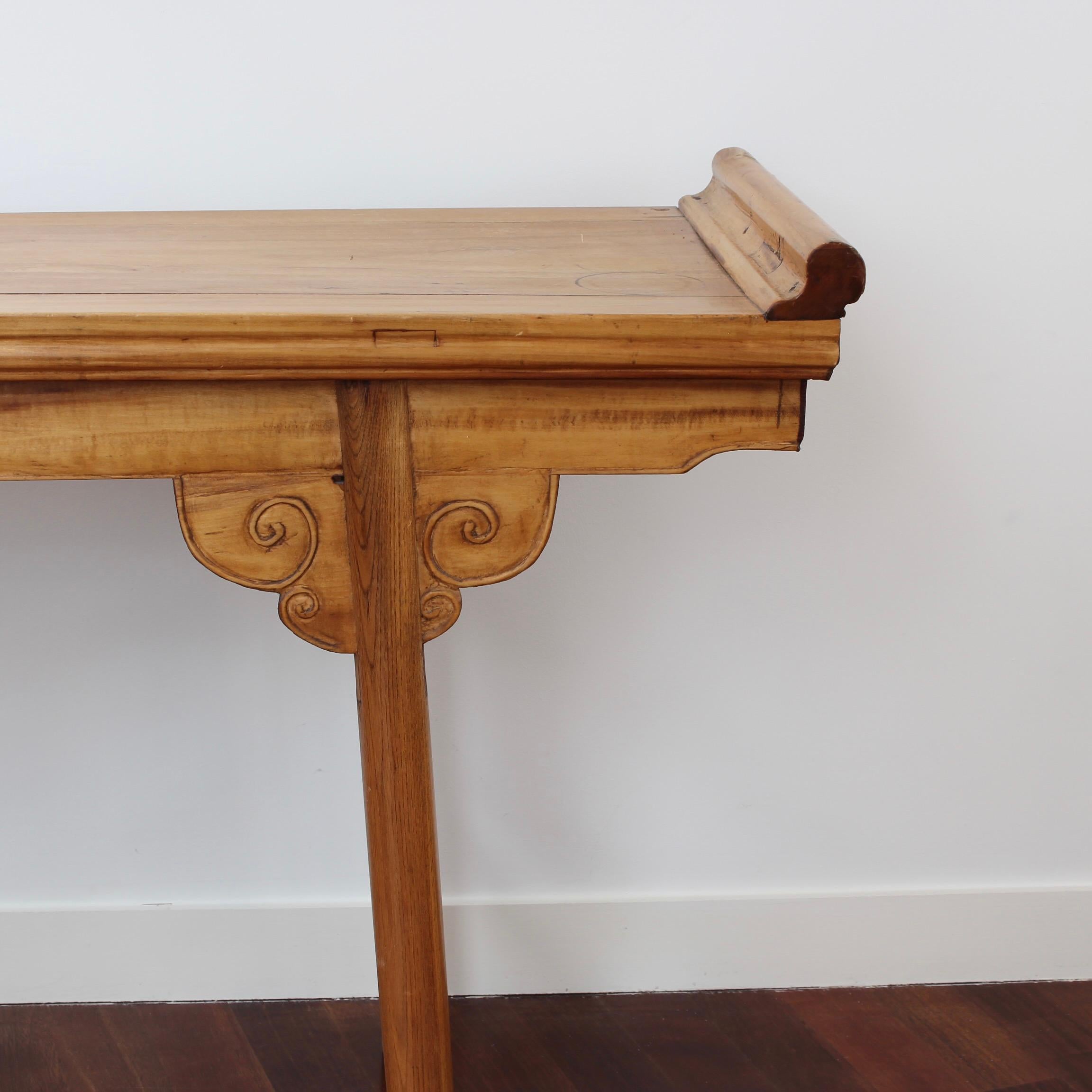 French Chinoise-Style Wood Console Table '20th Century' For Sale 6