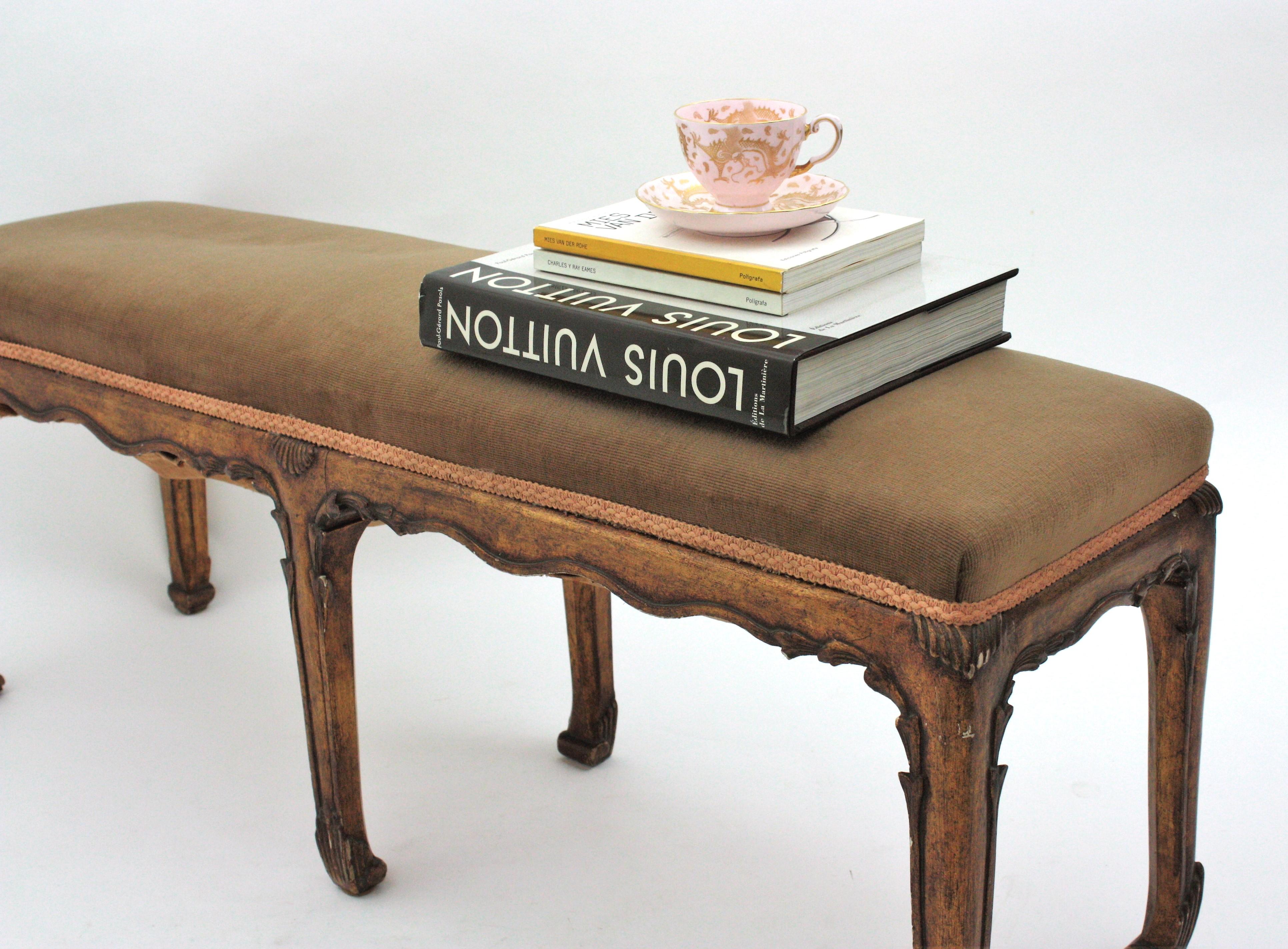 French Chinoiserie Art Deco Carved Giltwood Bench  For Sale 6