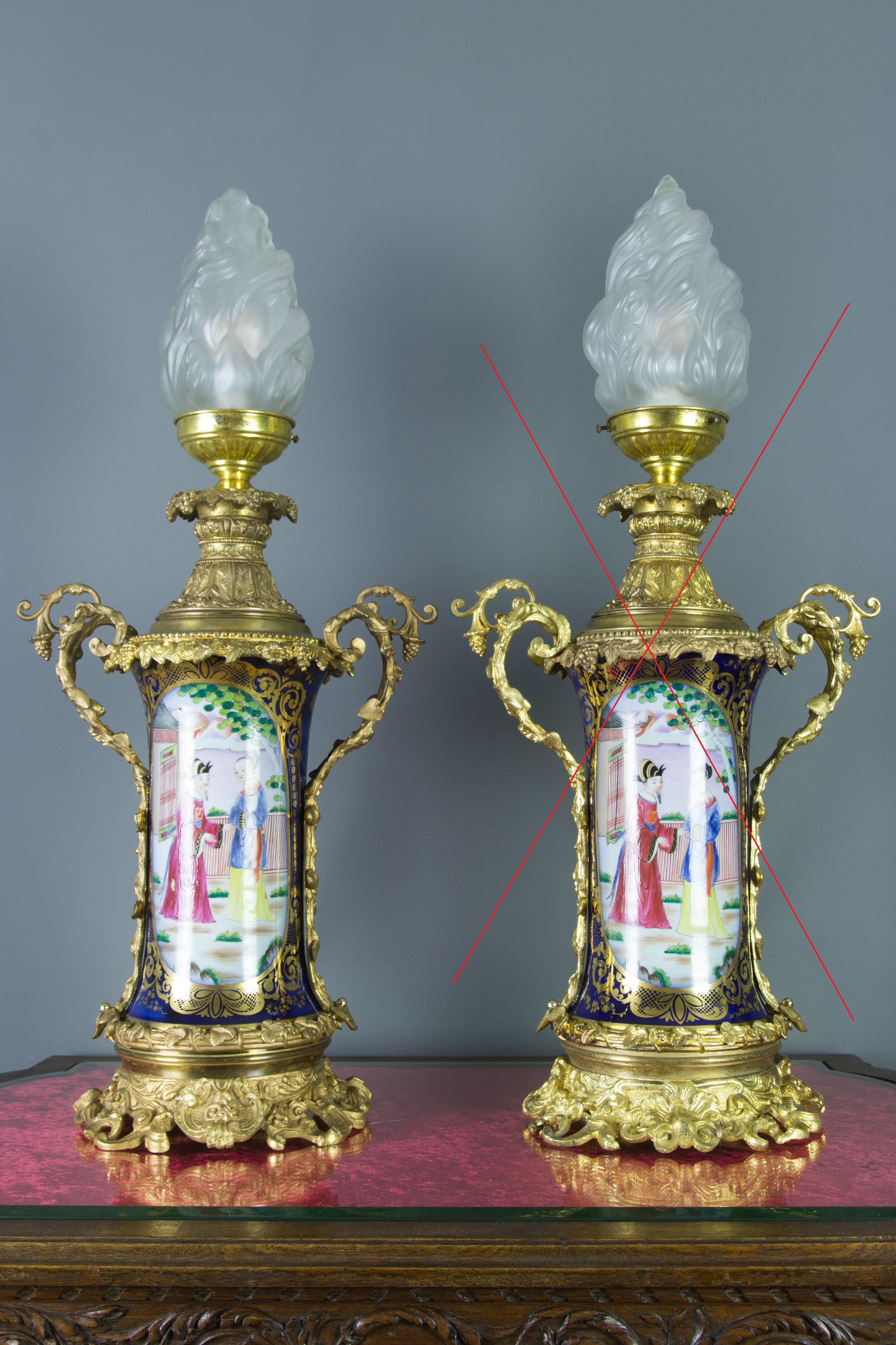 French Chinoiserie Style Gilt Bronze and Hand Painted Porcelain Table Lamp For Sale 14