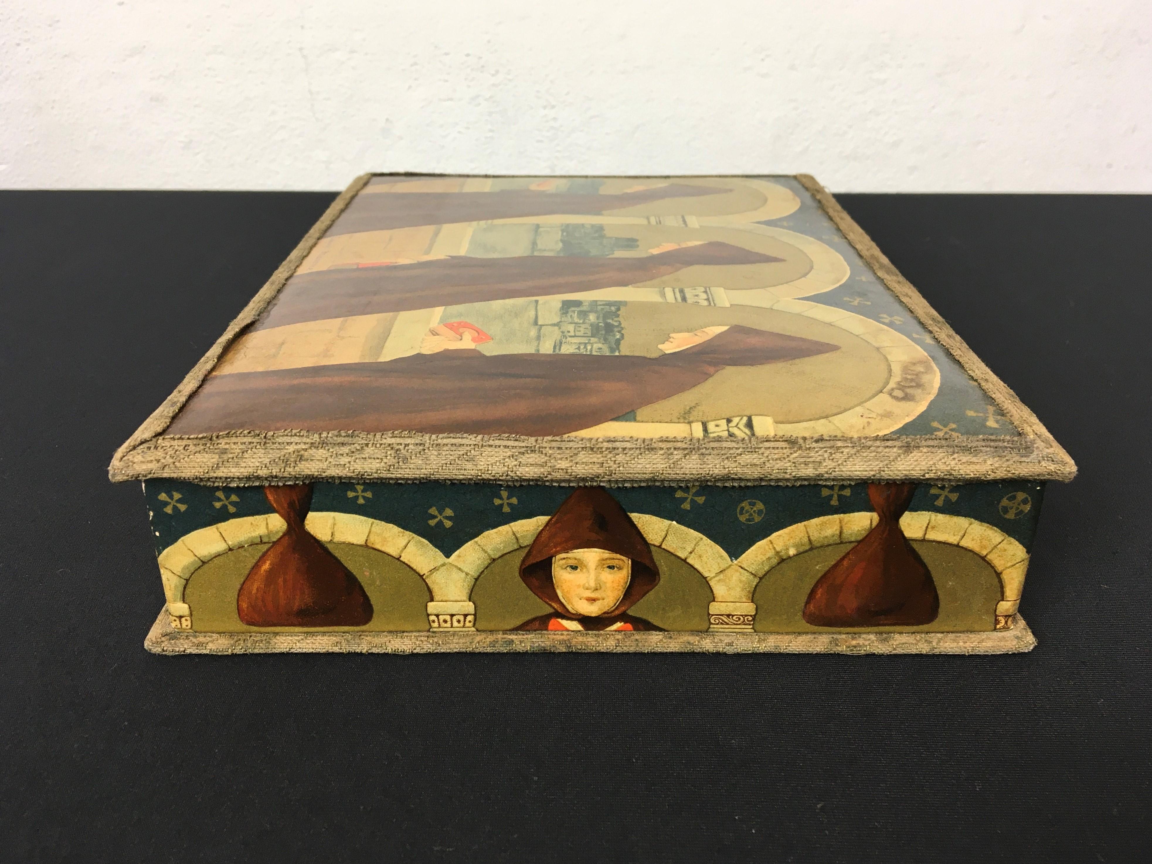 French Chocolate Box, Edgard Maxence, Marquise de Sévigné Paris For Sale 8