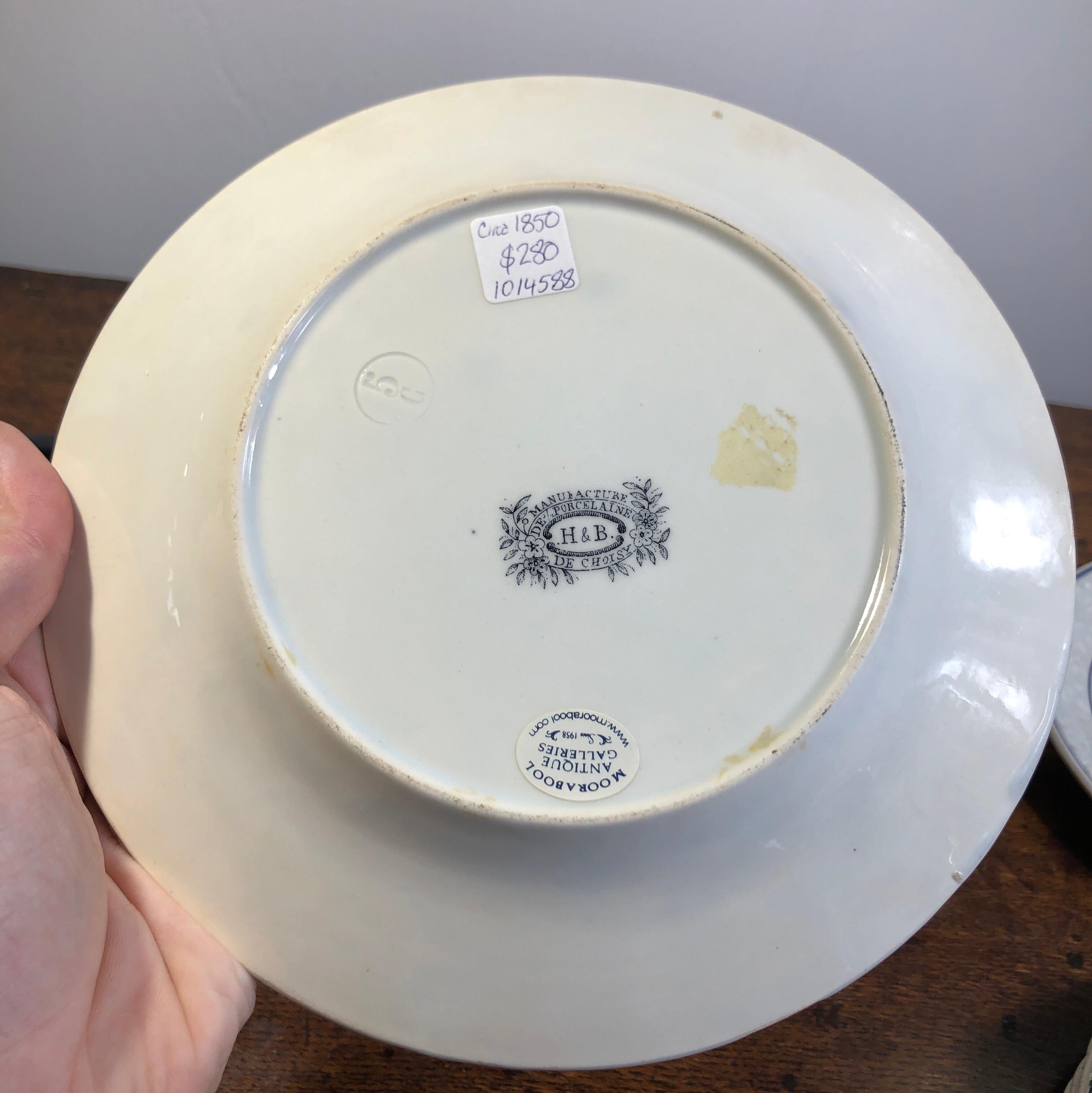 French Choisy Plate with Railway Scene- Train on Paris-Orleans Line, circa 1850 In Good Condition For Sale In Geelong, Victoria