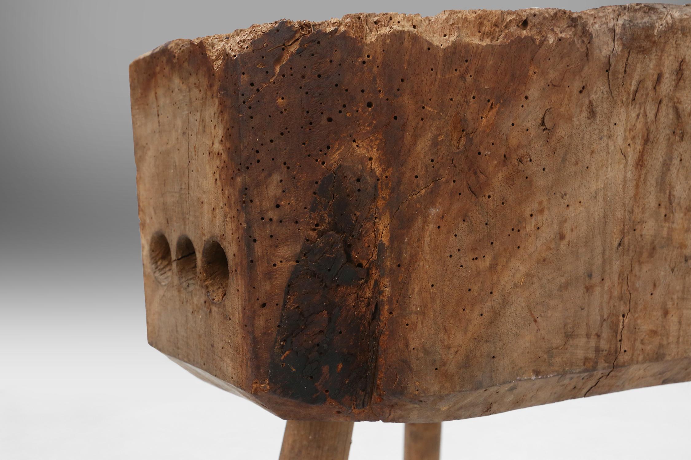 French chopping block or side table in full wood, ca. 1850 For Sale 2