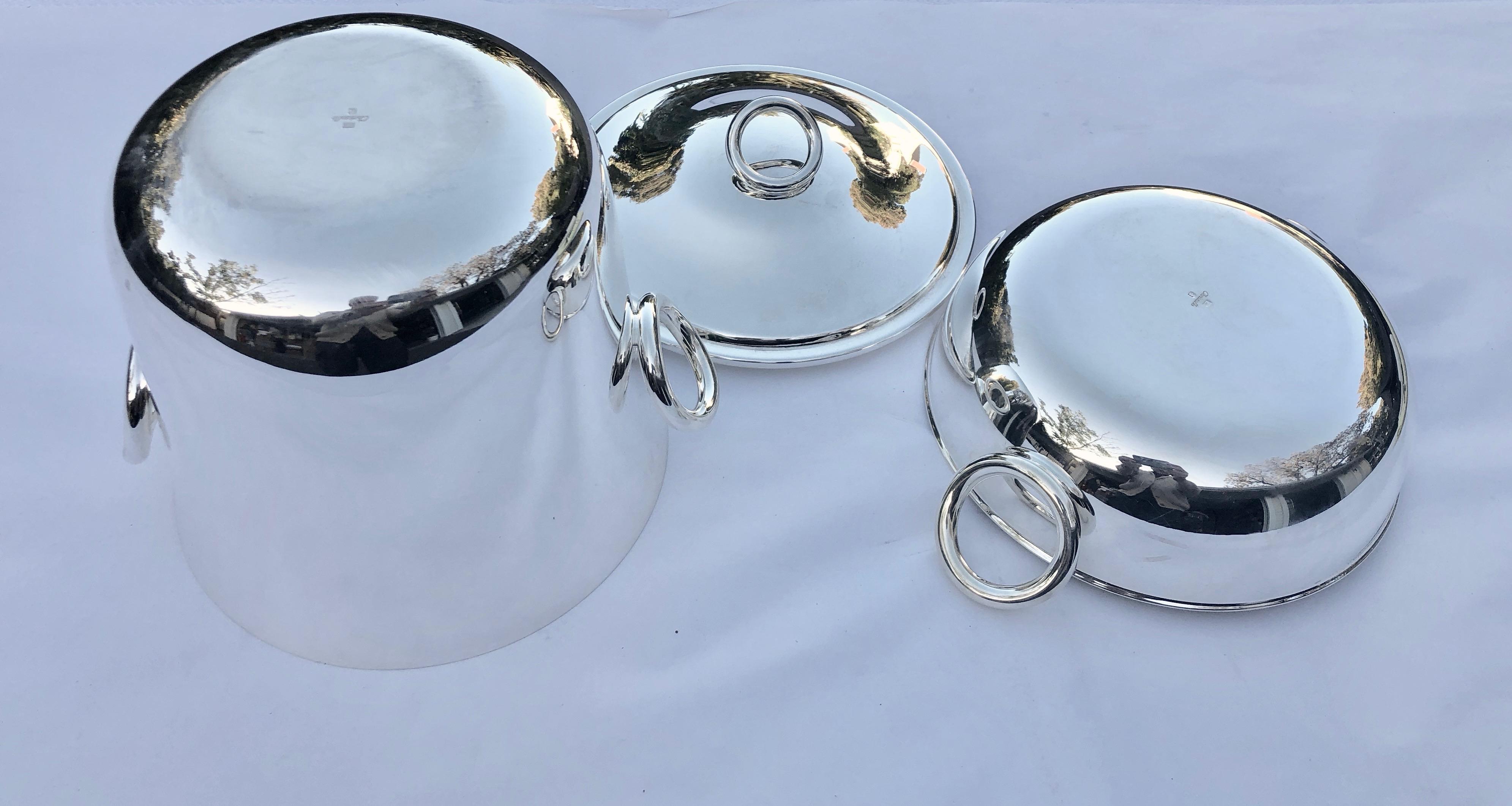 French Christofle Silver Plated Vegetable Dish and Champagne/Wine Cooler Vertigo For Sale 3