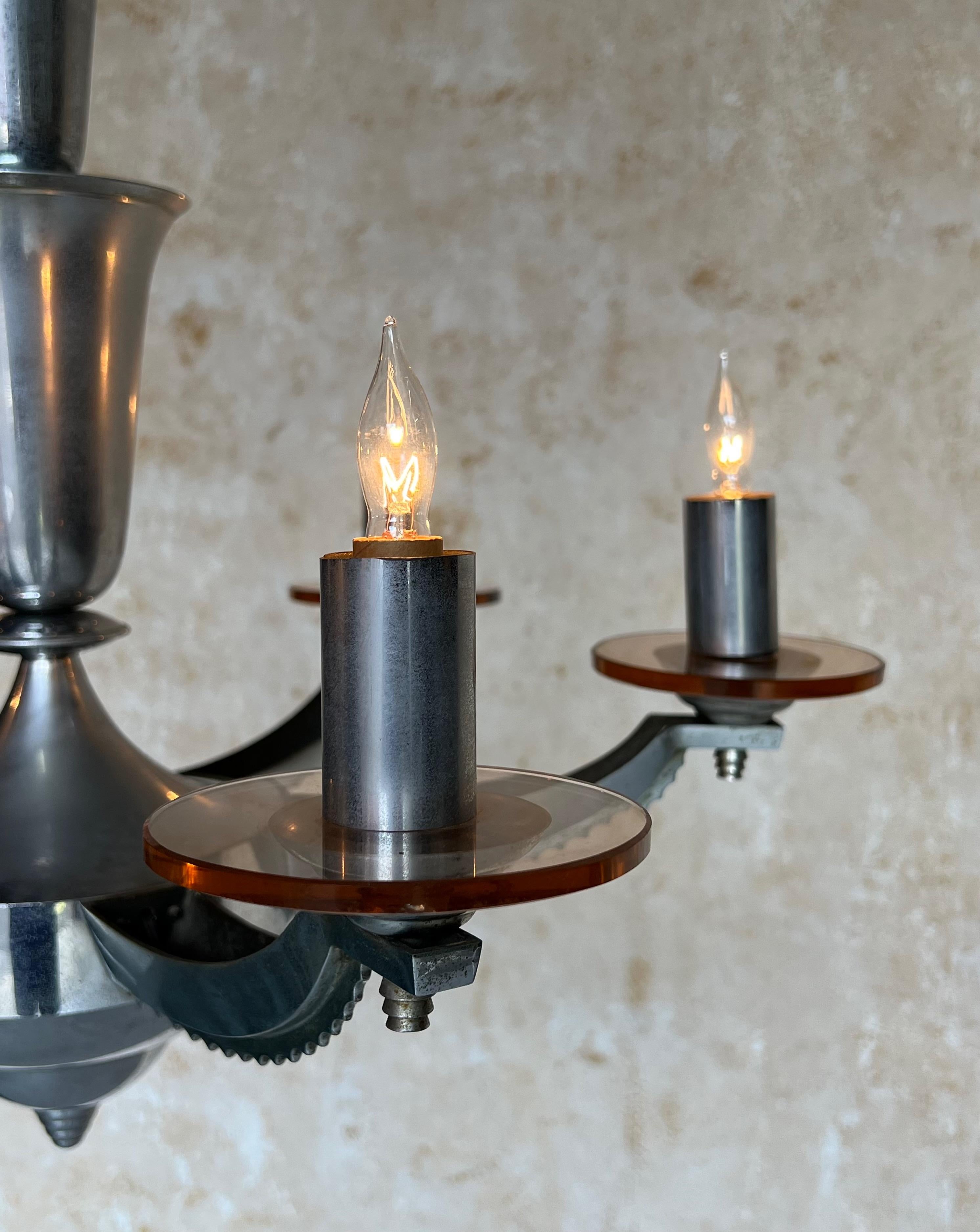 Lampadario francese in cromo e vetro Art Deco di H. H. Petitot in vendita 1
